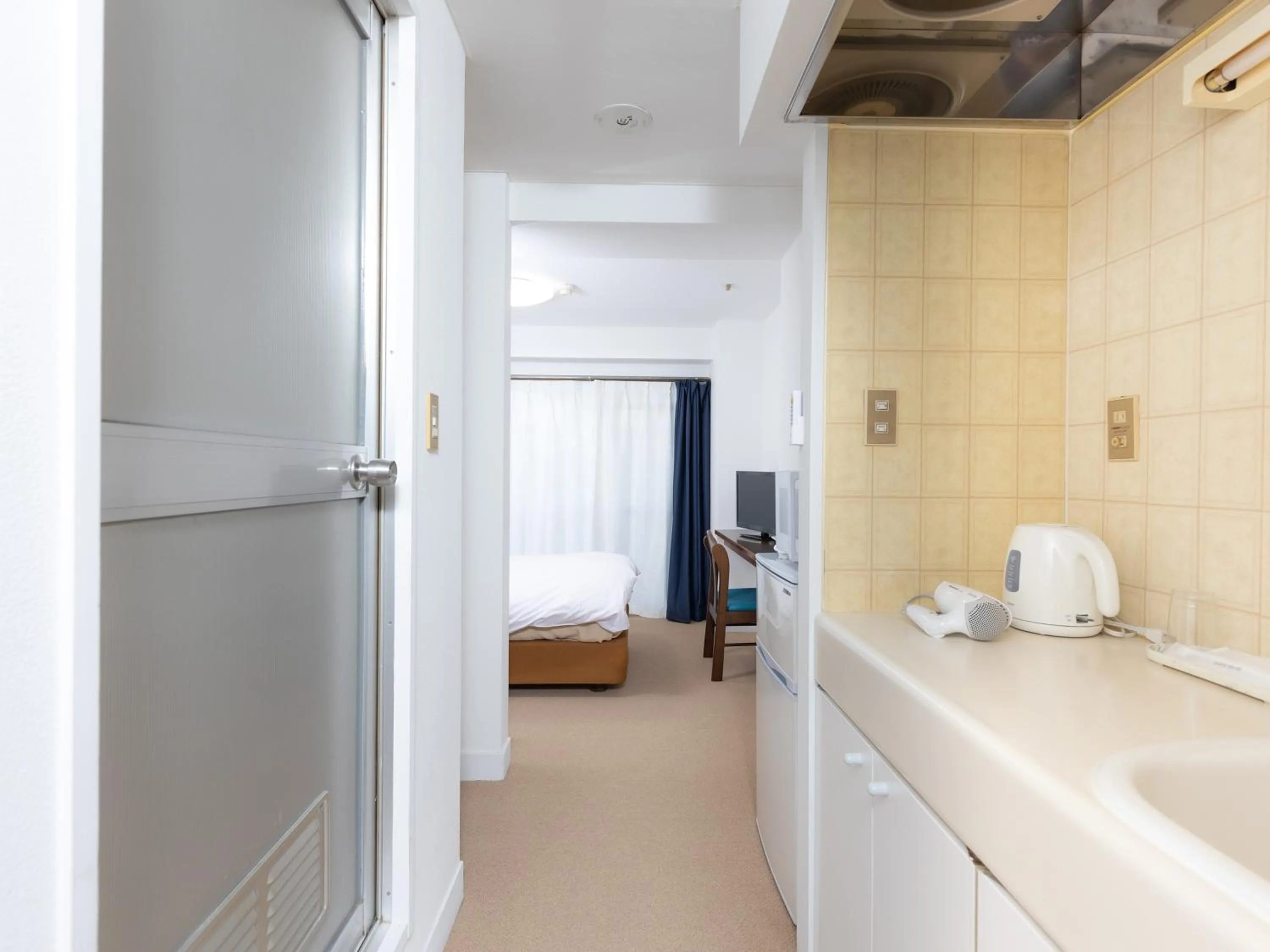 Photo of the whole room in Hotel WWJ