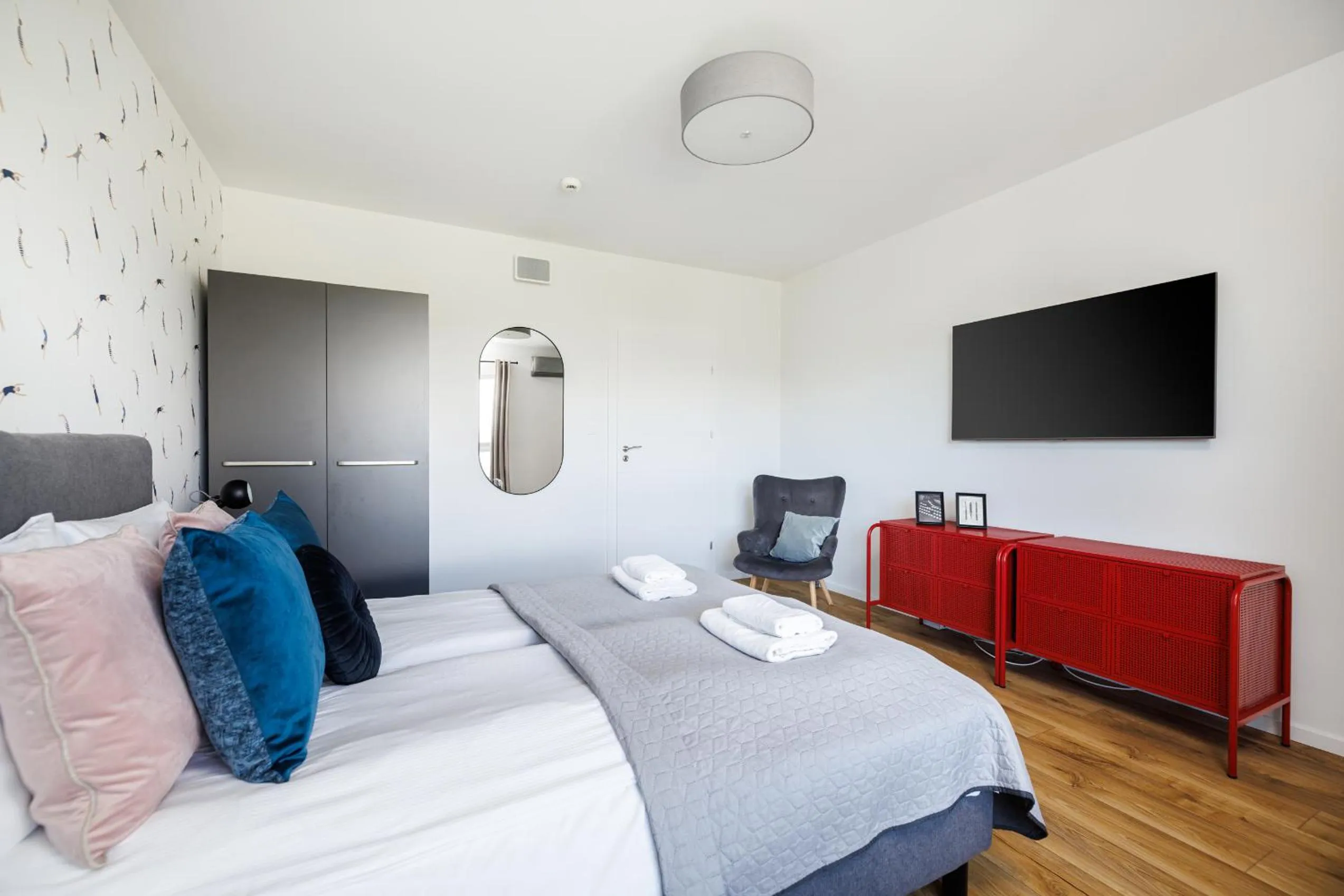 Bed in Symphony Baltica Towers Apartamenty