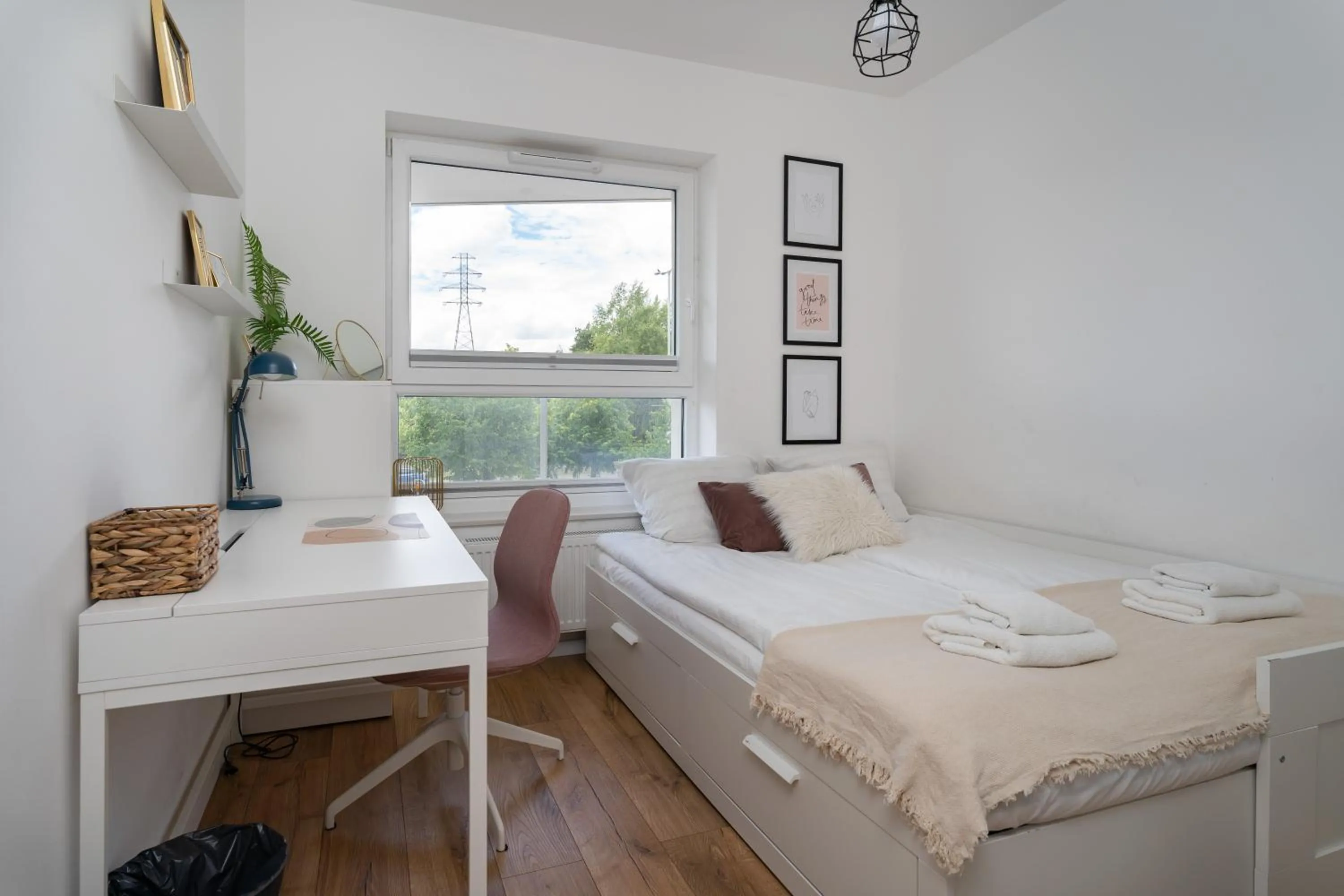 Bedroom, Bed in Symphony Baltica Towers Apartamenty