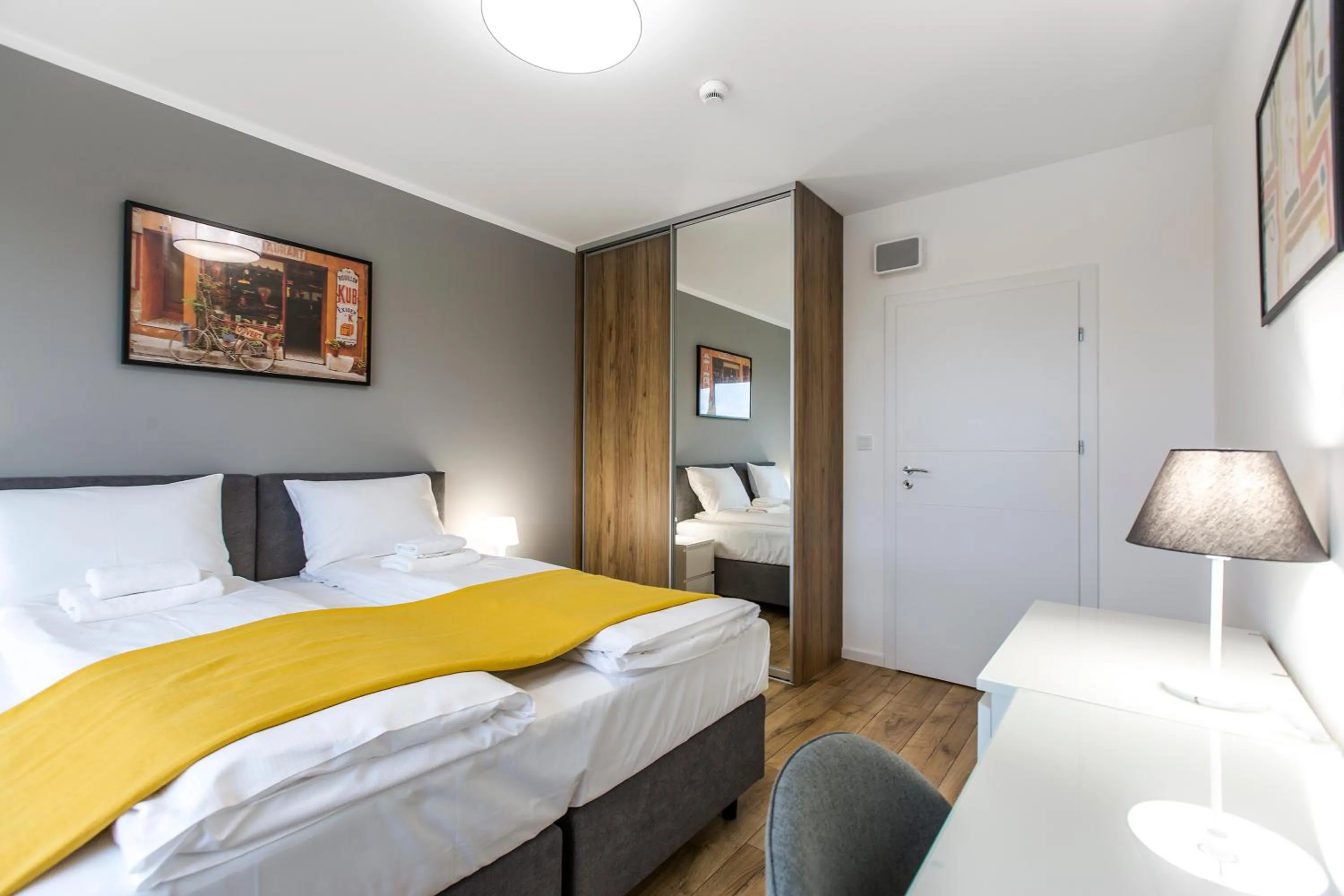 Bed in Symphony Baltica Towers Apartamenty