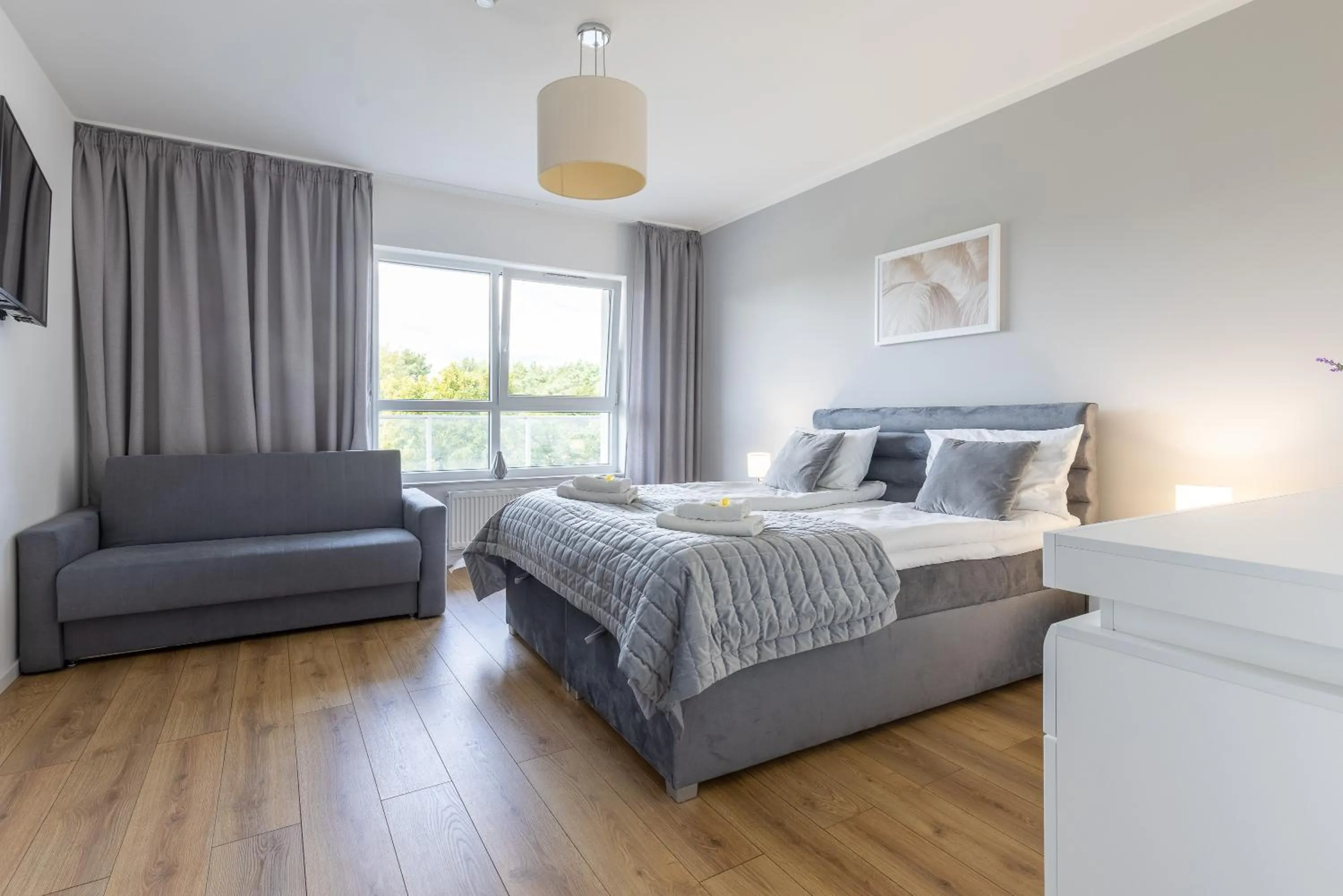 Bedroom, Bed in Symphony Baltica Towers Apartamenty