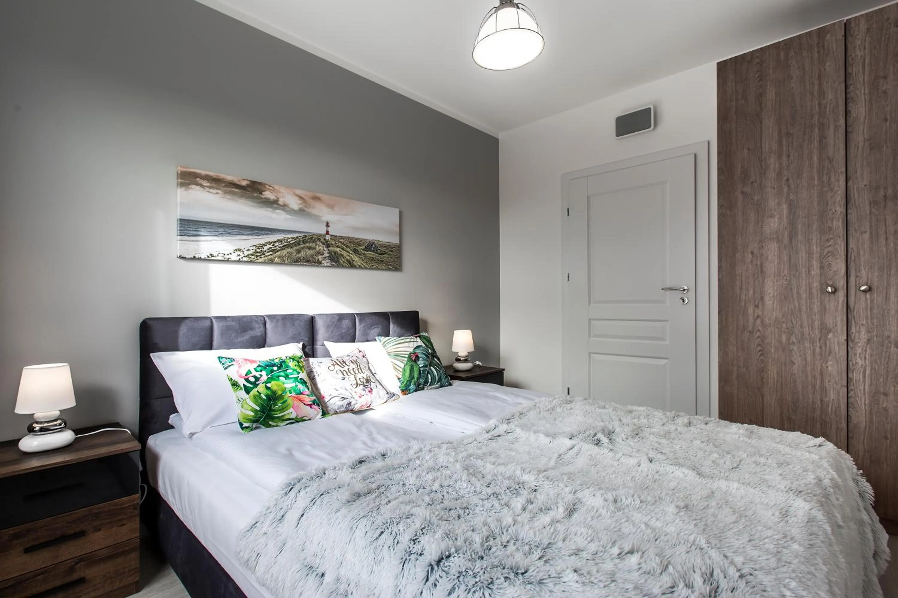 Bed in Symphony Baltica Towers Apartamenty