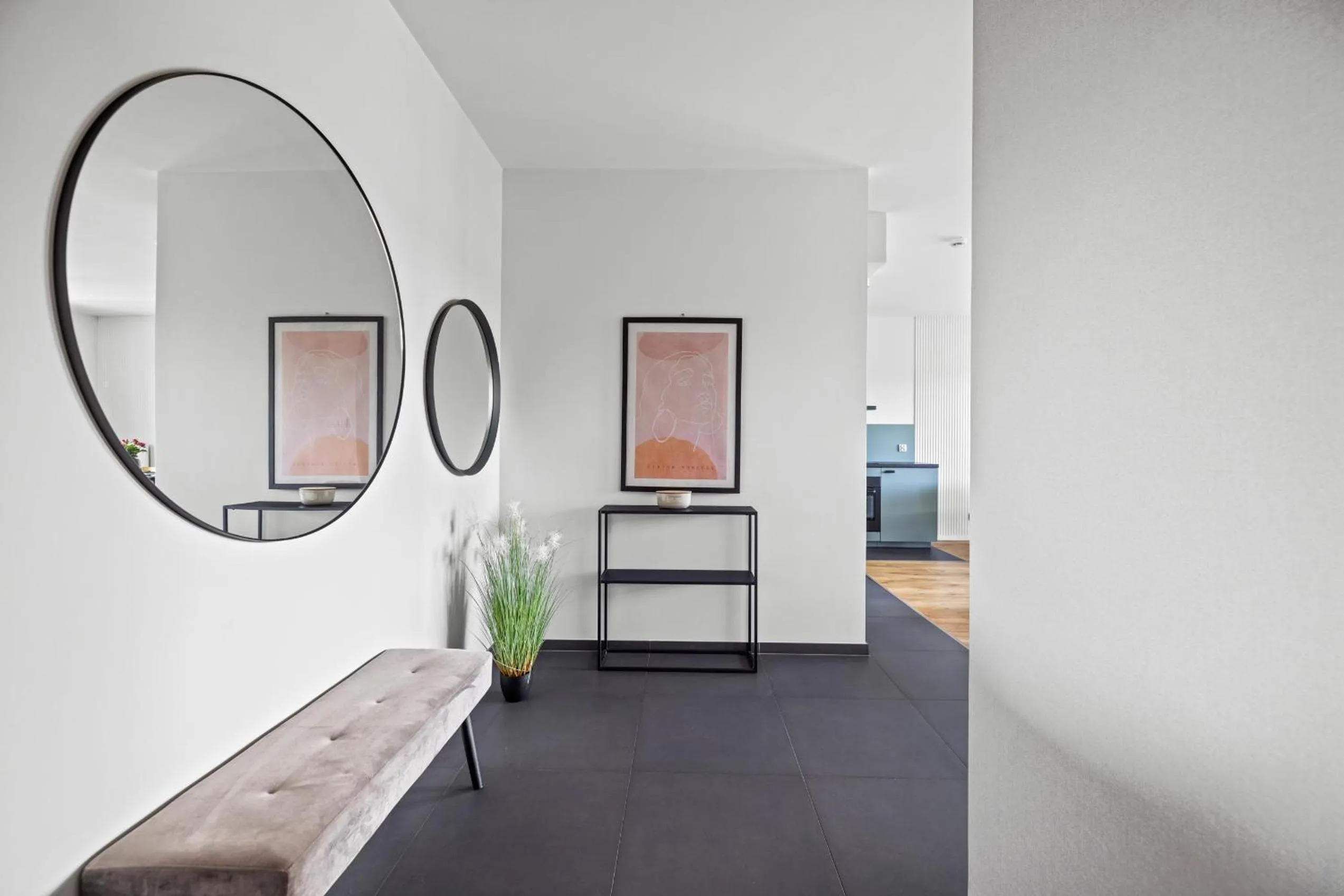 Bed in Symphony Baltica Towers Apartamenty