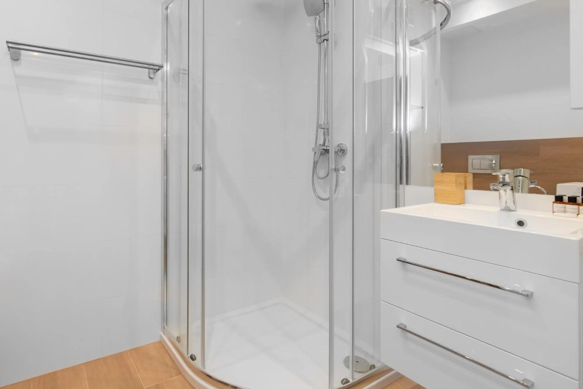 Shower in Symphony Baltica Towers Apartamenty