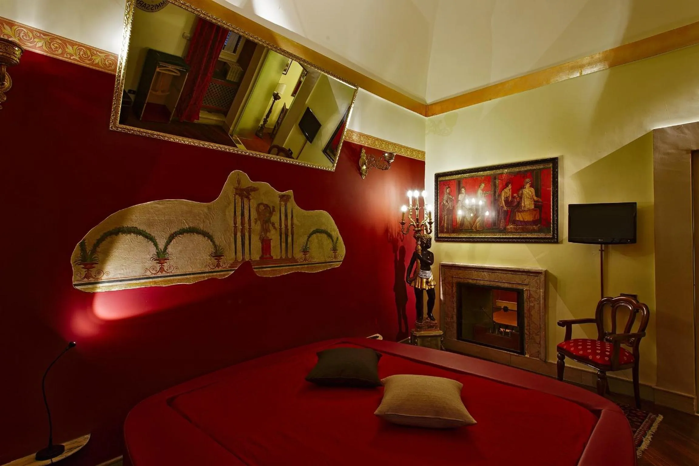 Bedroom in Residenze Gregoriane - Residenza d'Epoca