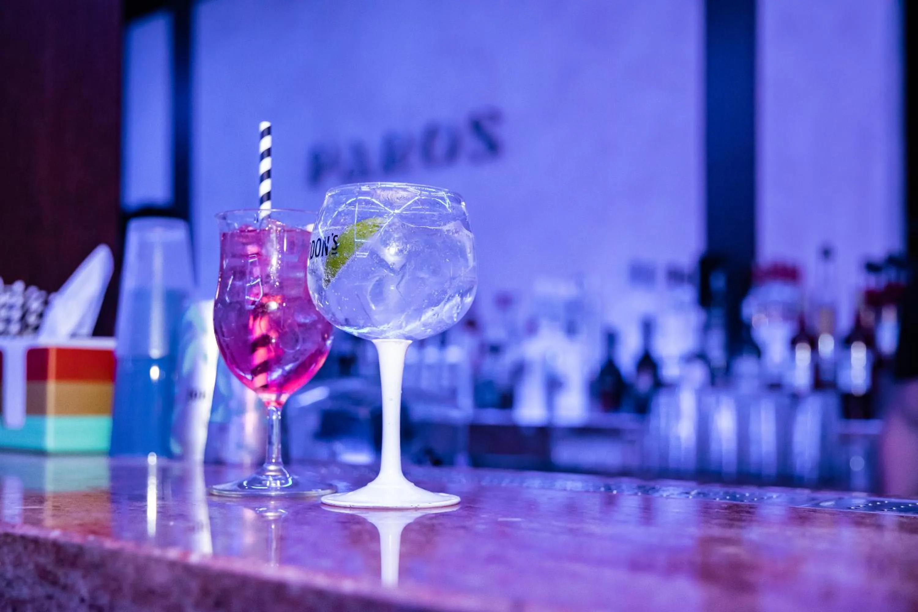 Restaurant/places to eat in Taj Jumeirah Lakes Towers