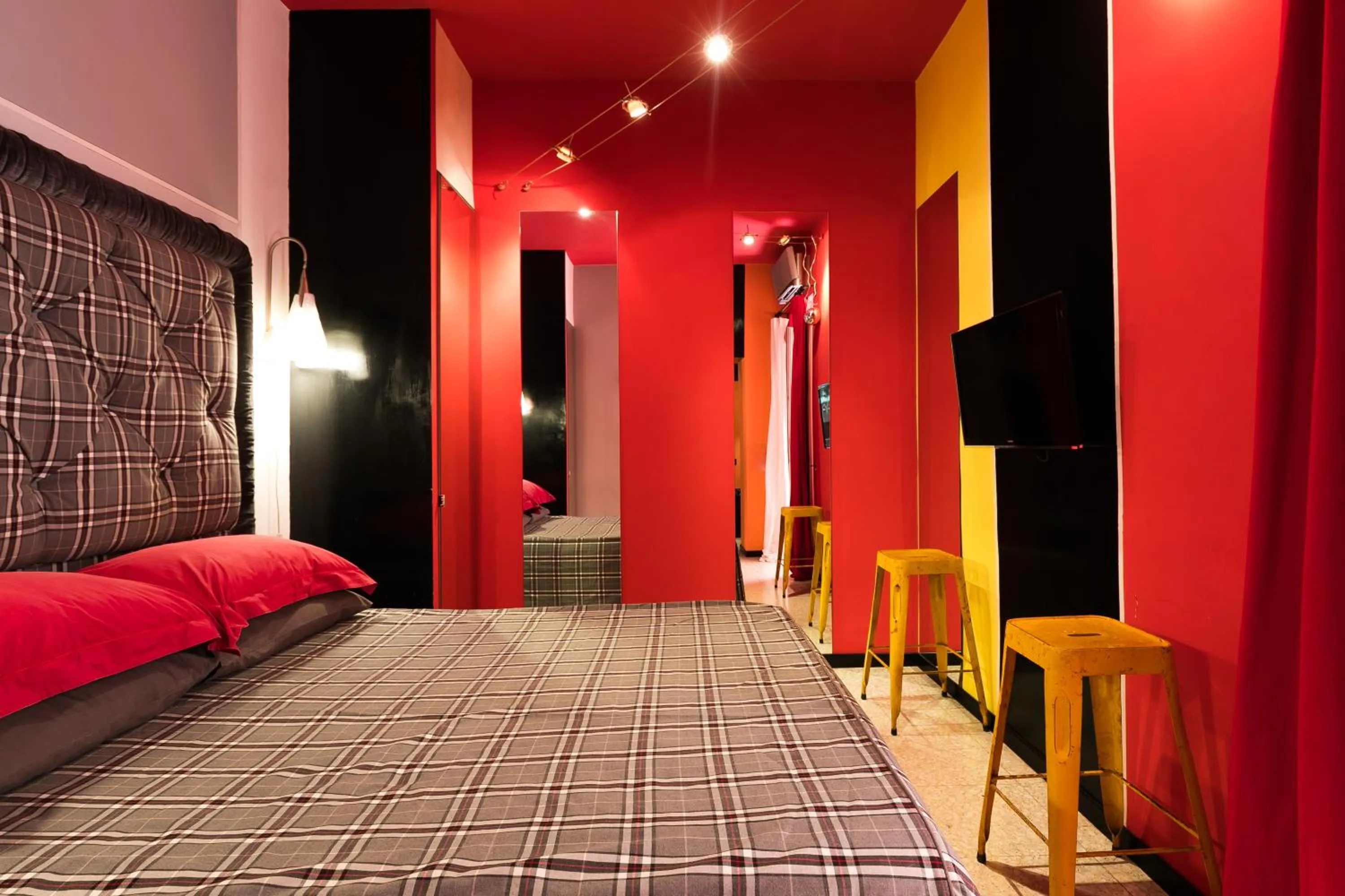 Photo of the whole room, Bed in Appartamenti MarcoAurelio49