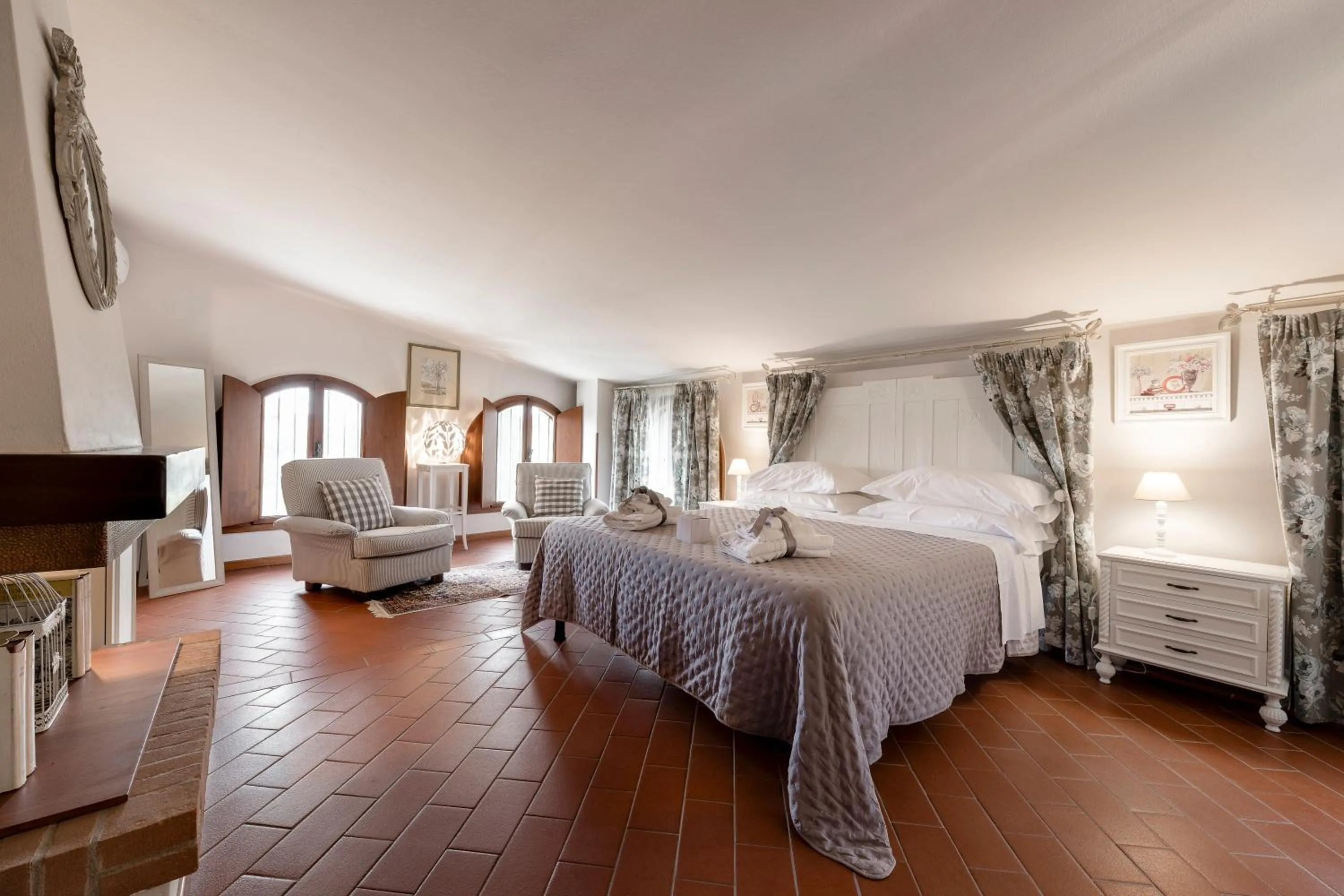 Bedroom, Bed in Giardino della Pieve Relais- Adult Only