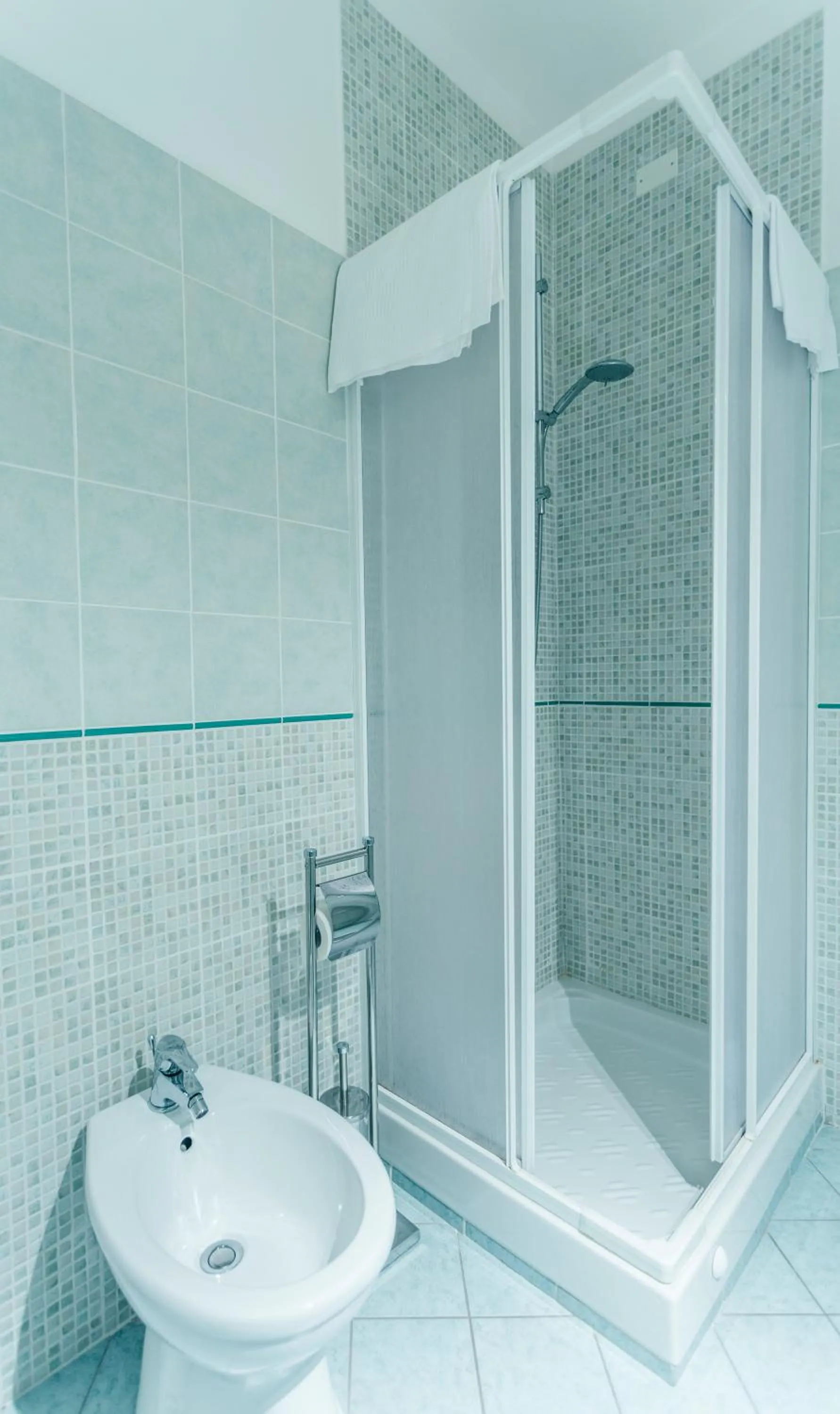 Bathroom in La Postale