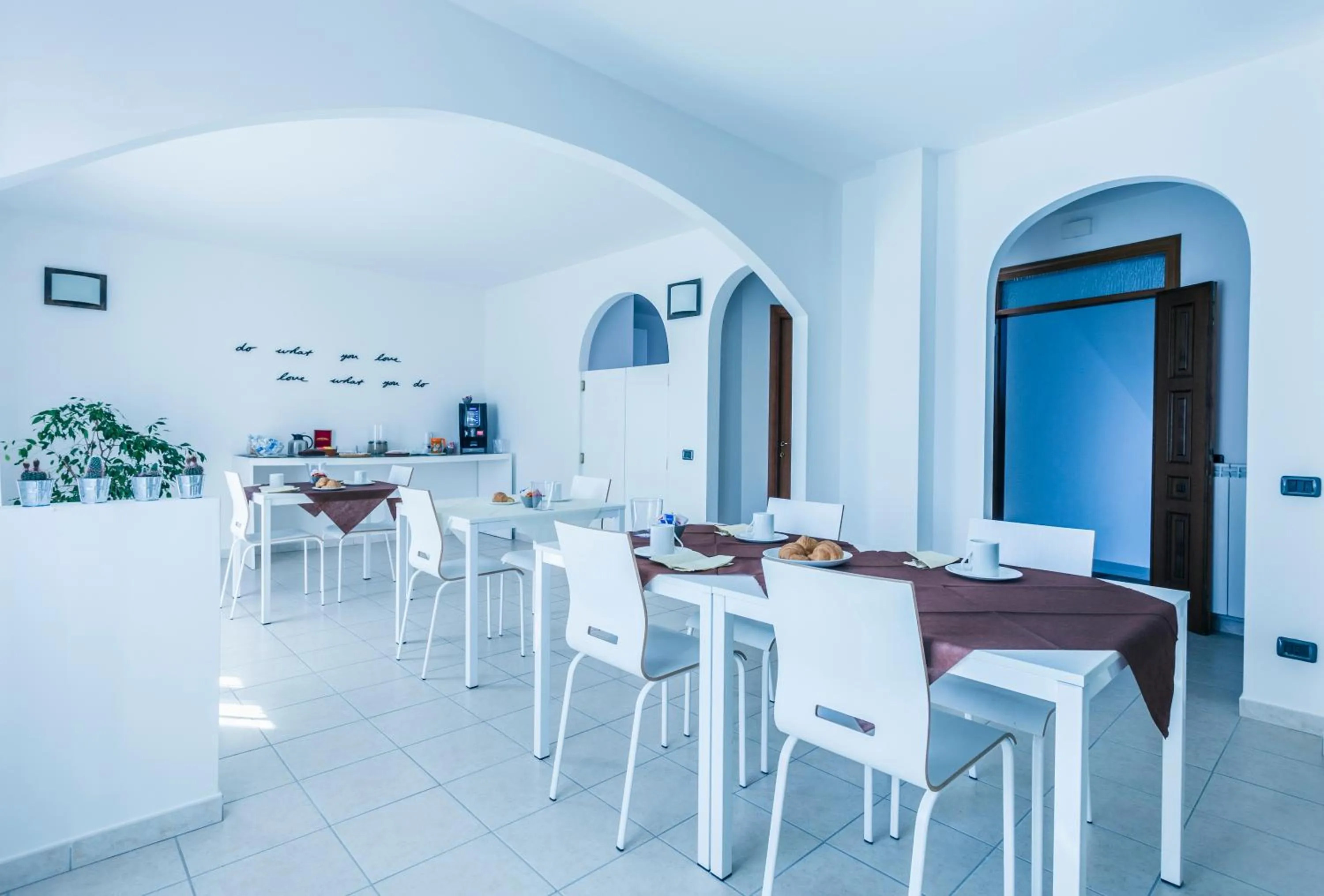 Lobby or reception in La Postale