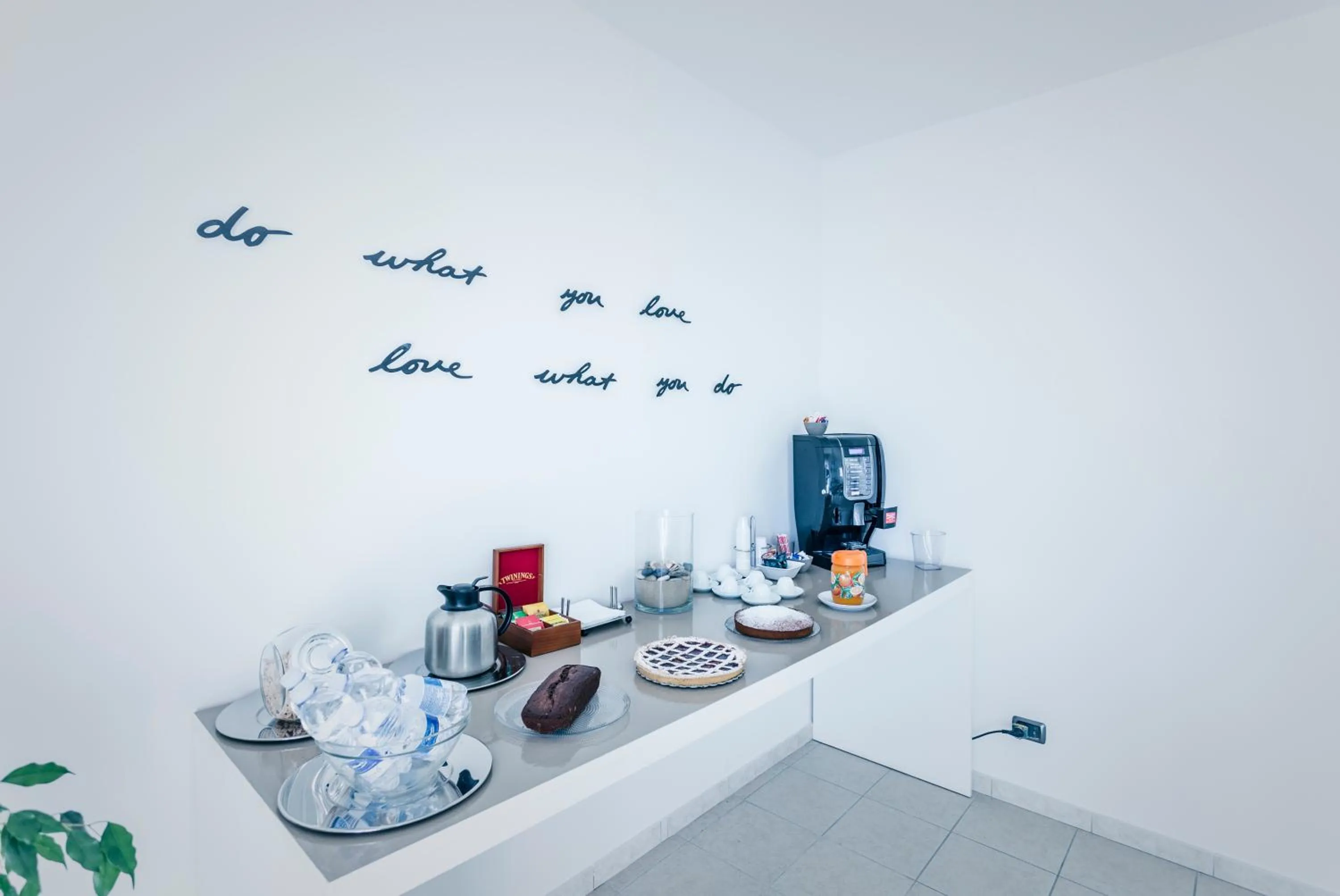 Buffet breakfast in La Postale