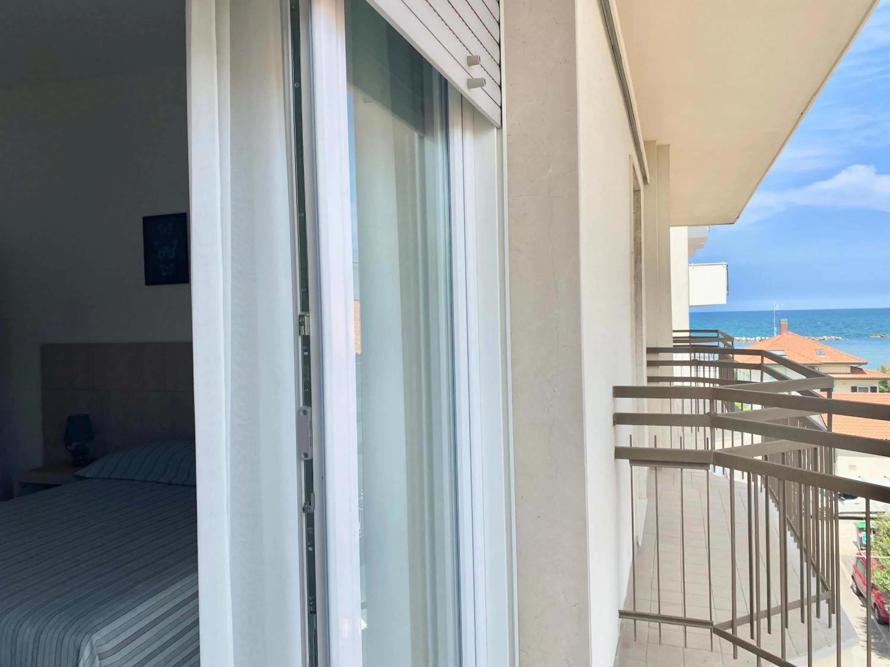 Sea view in Santa Barbara hotel & apartments