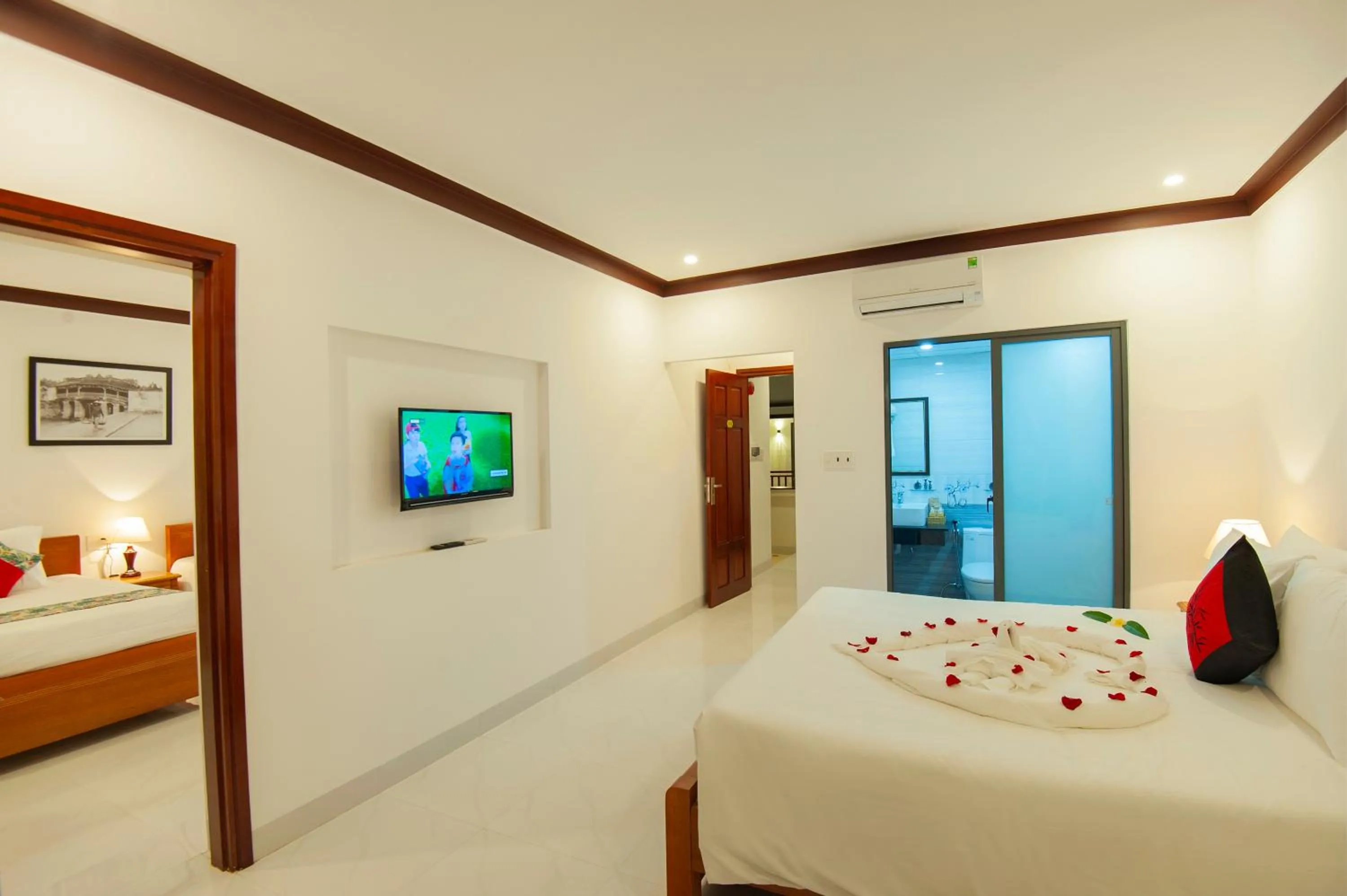 Bedroom, Bed in Haemer Villa Hoi An