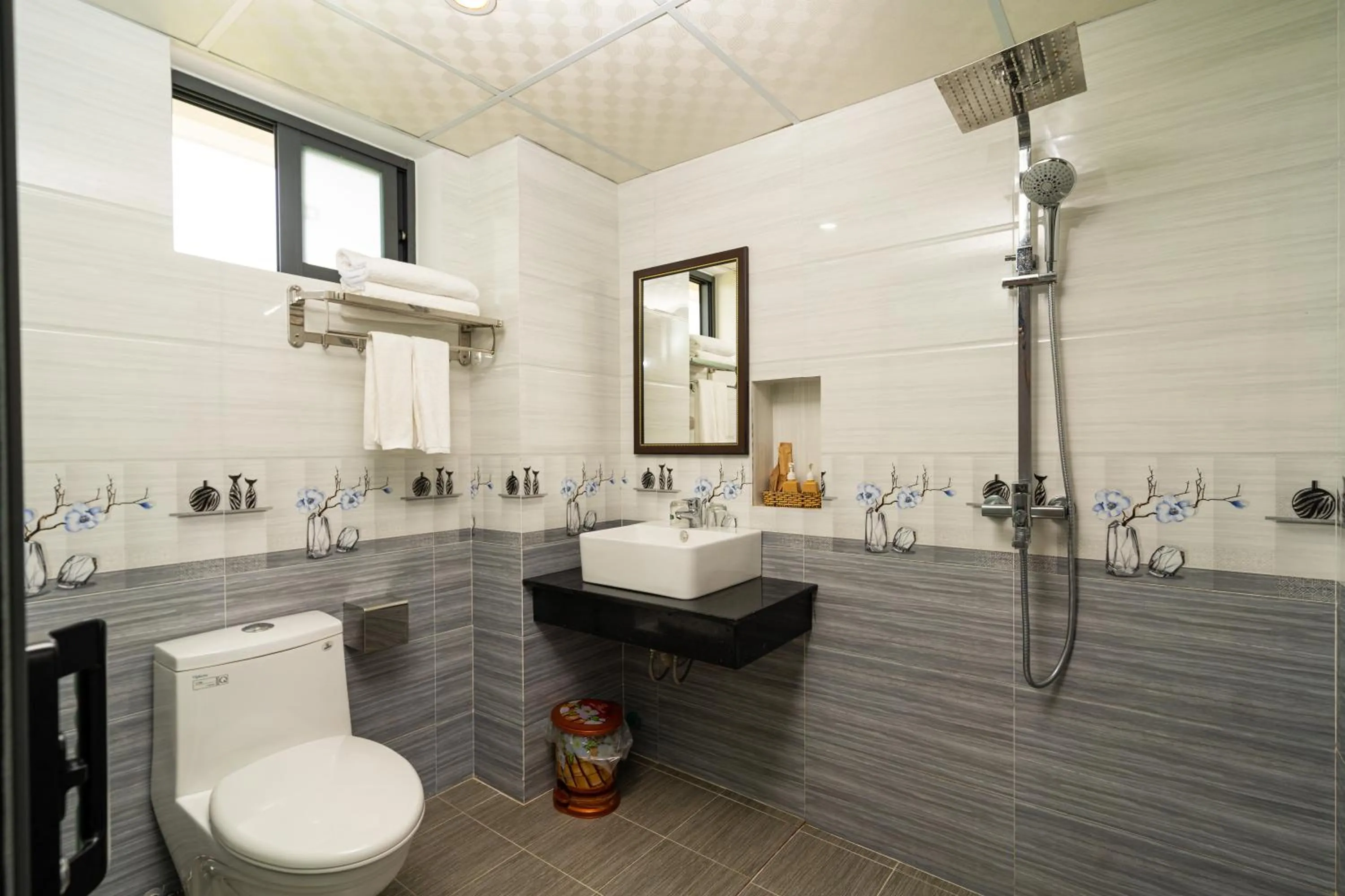 Shower in Haemer Villa Hoi An