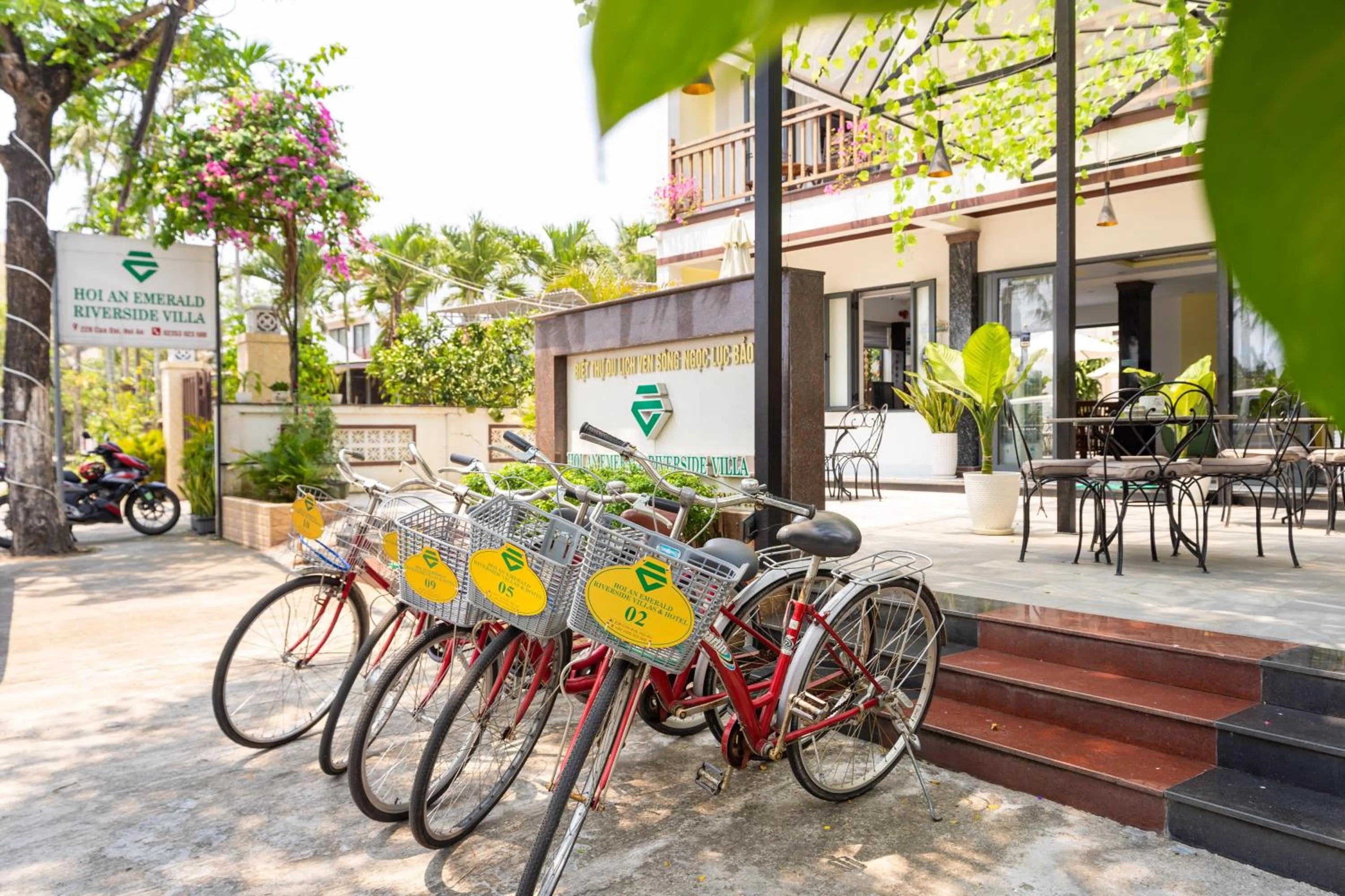 Cycling in Haemer Villa Hoi An