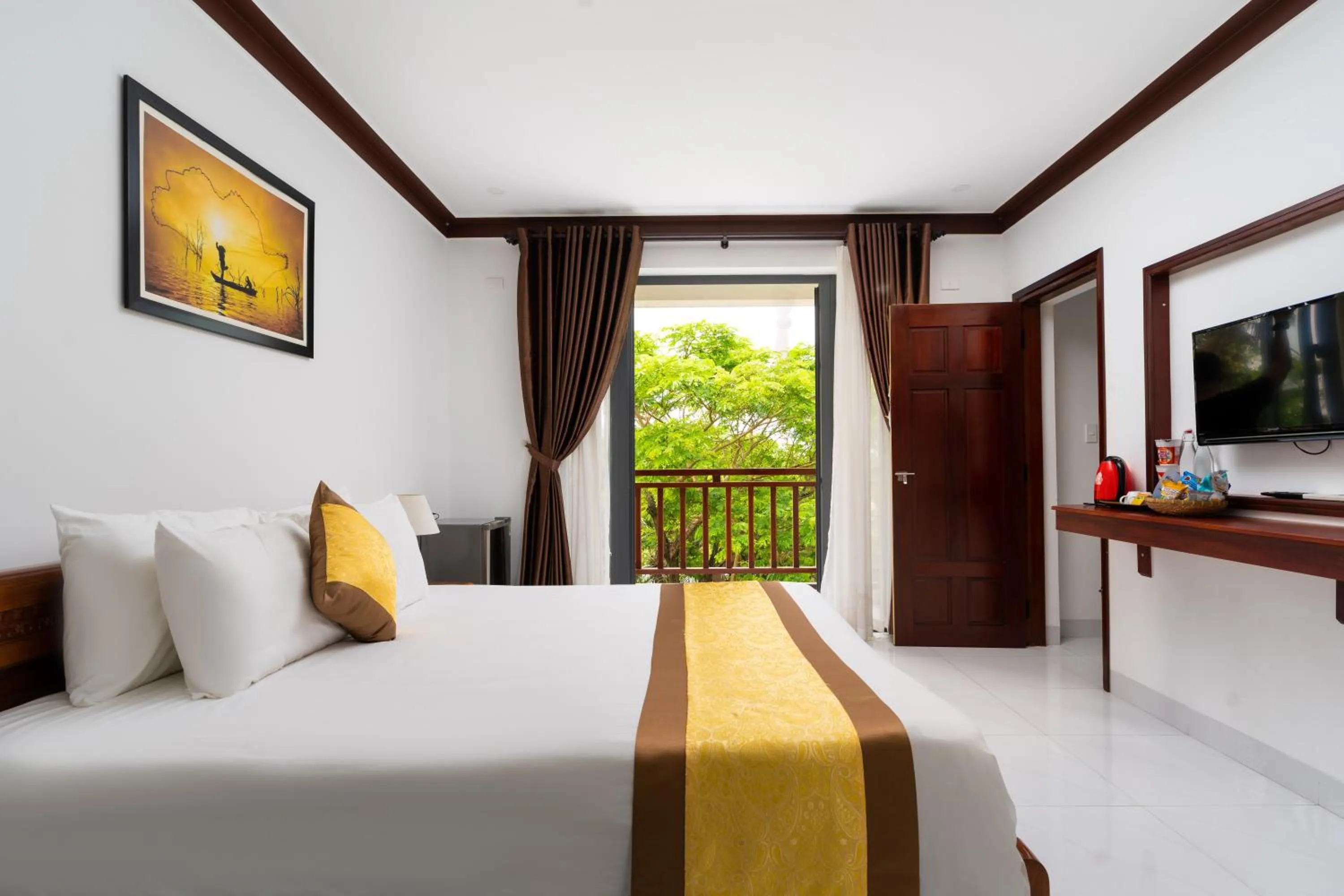 Coffee/tea facilities, Bed in Haemer Villa Hoi An