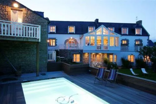 Facade/entrance in Le Lodge Kerisper