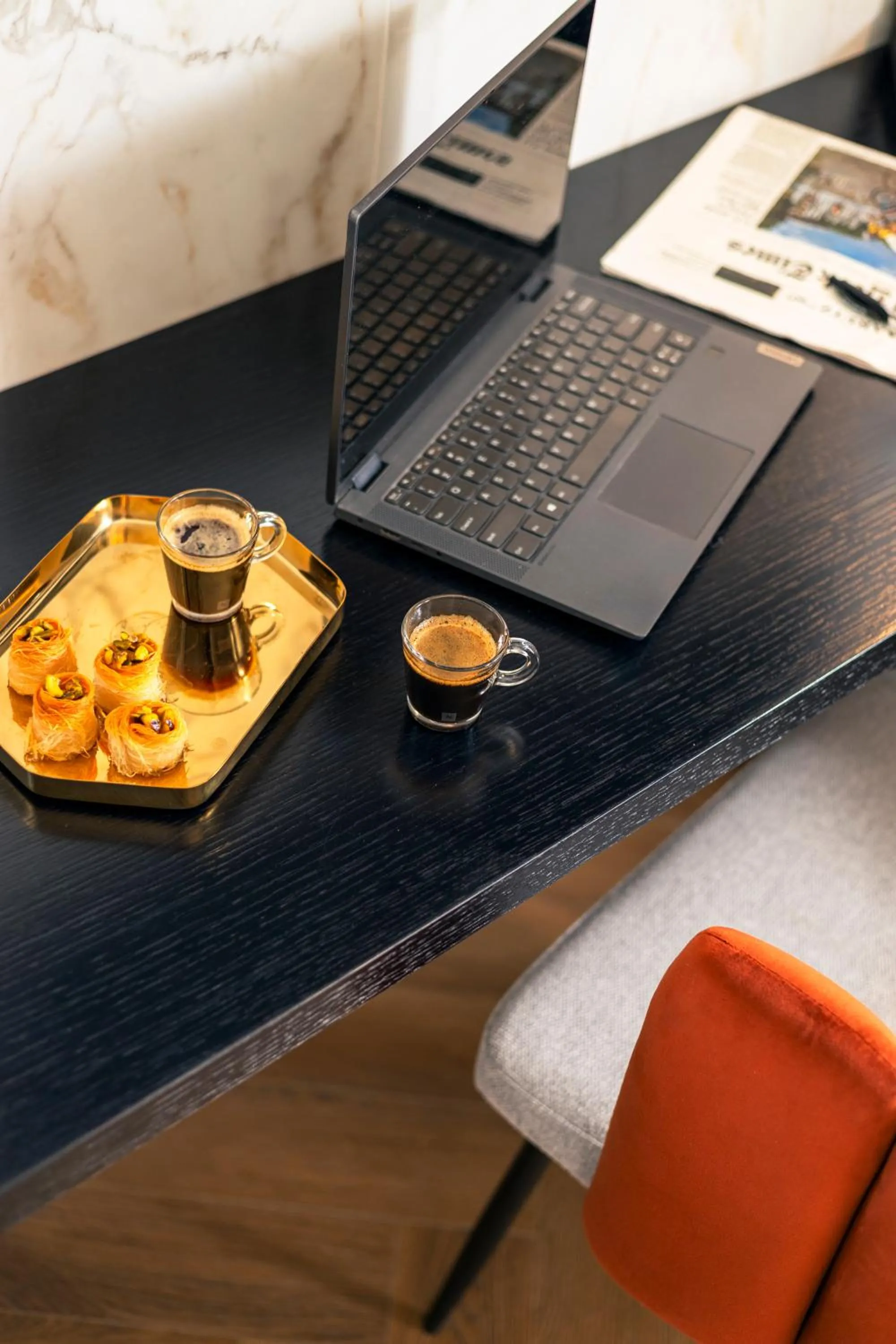 Drinks in Villa Albi - Machne Yehuda Hotel