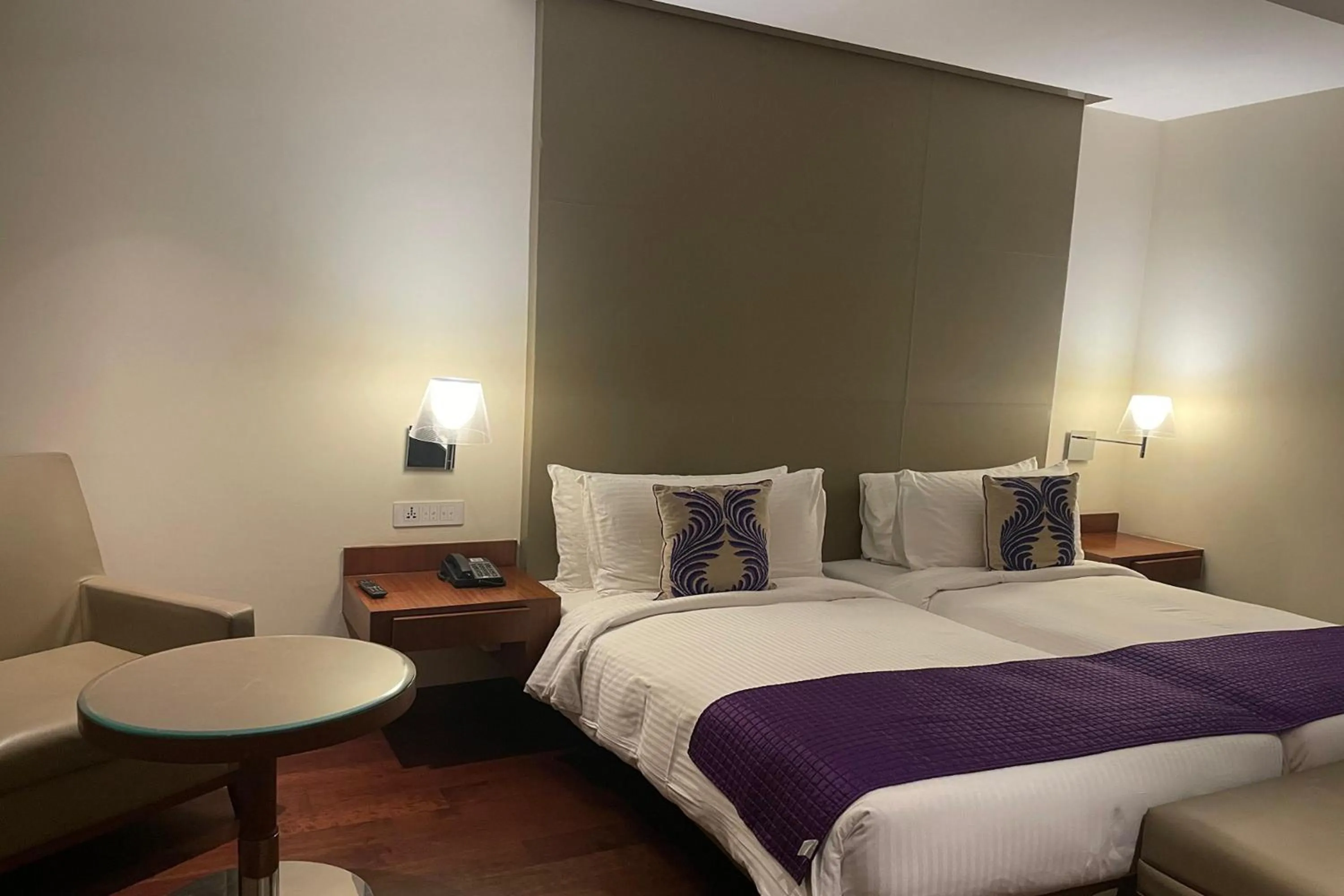 Bed in The Anya Hotel-Golf Course Road