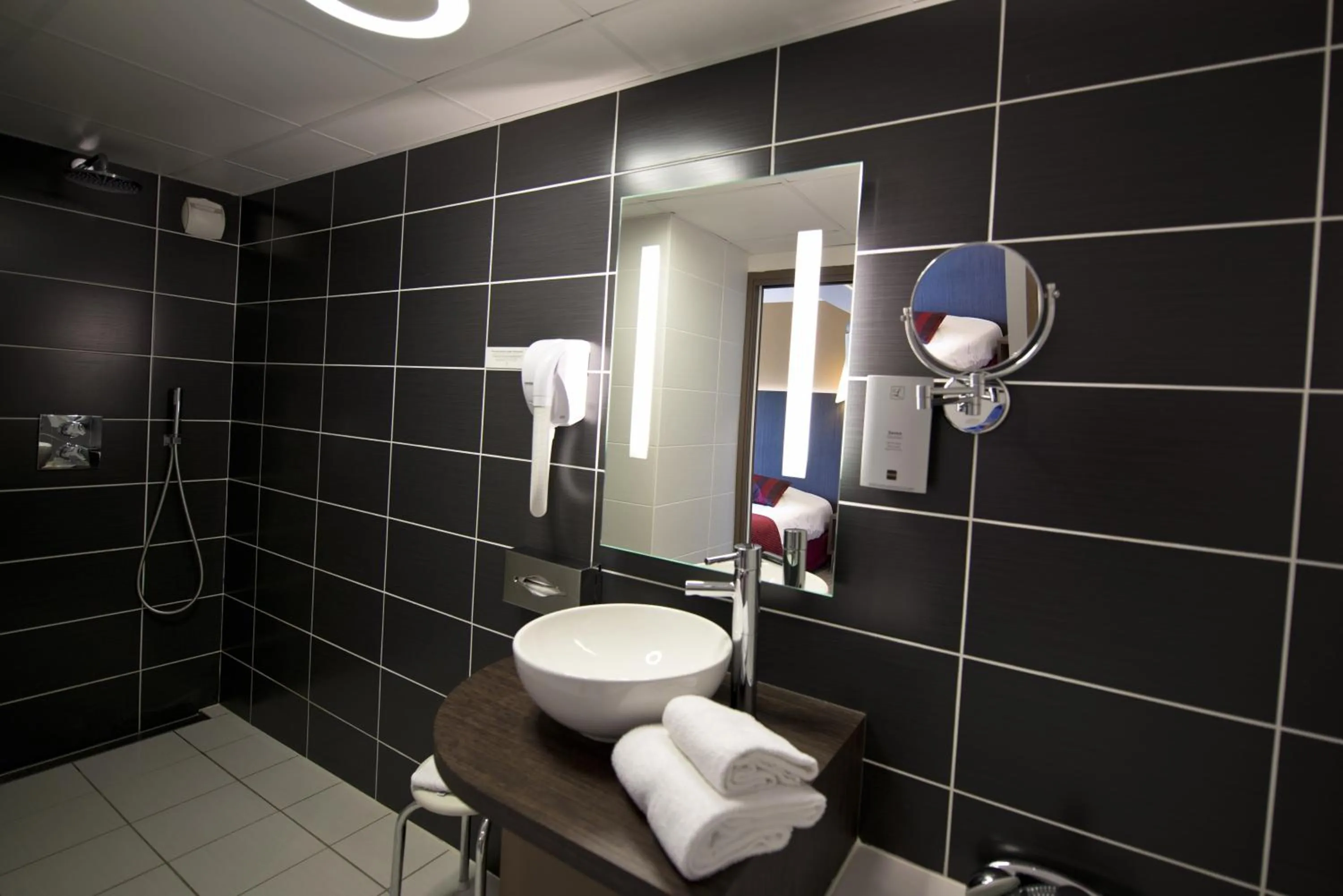 Premium Double Room in Logis Hôtel Victor Hugo & Spa