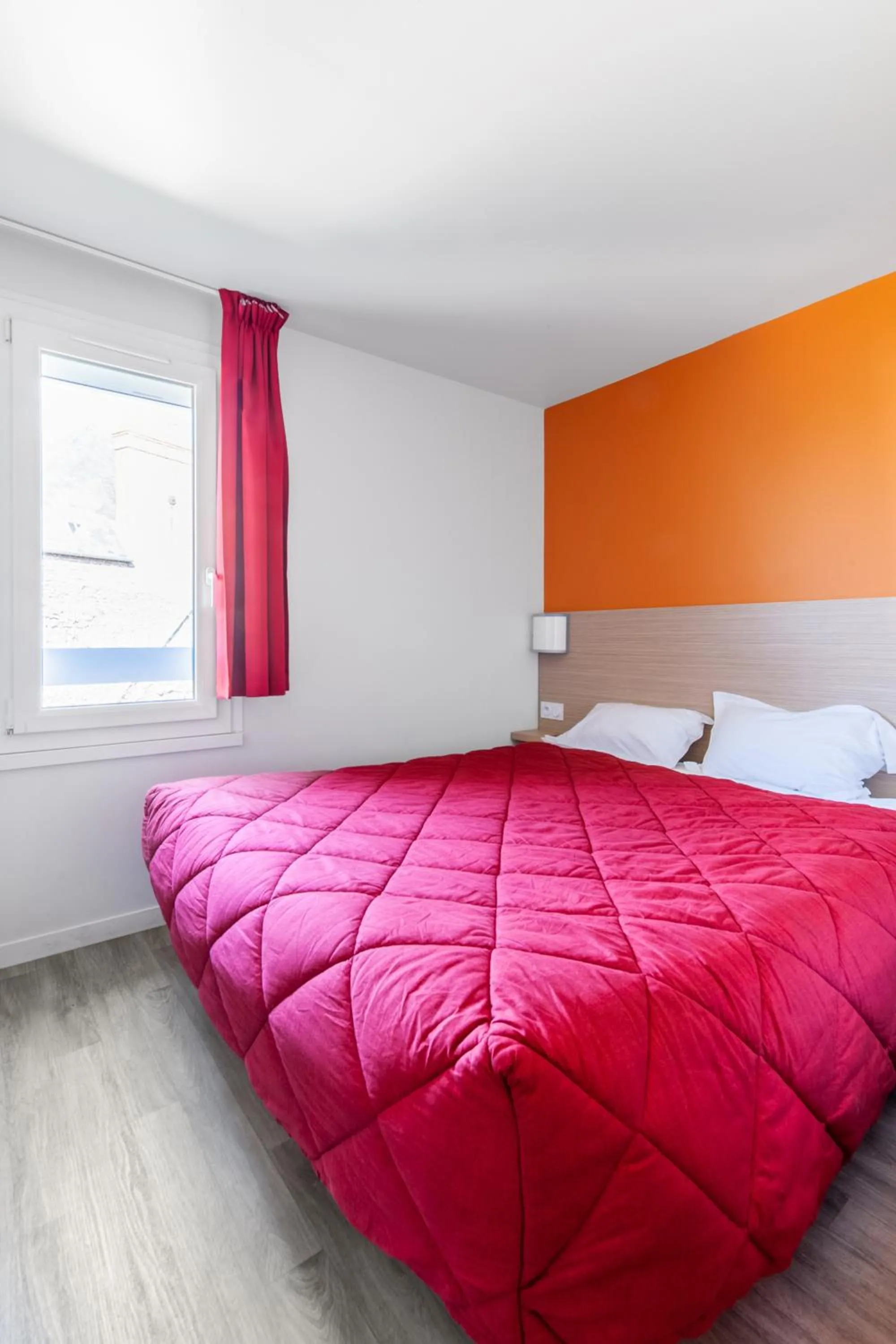 View (from property/room), Bed in Premiere Classe Rennes Ouest - Le Rheu