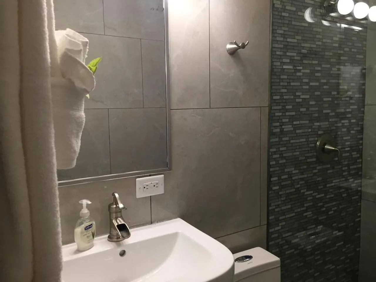 SEGOVIA STUDIO UNITS