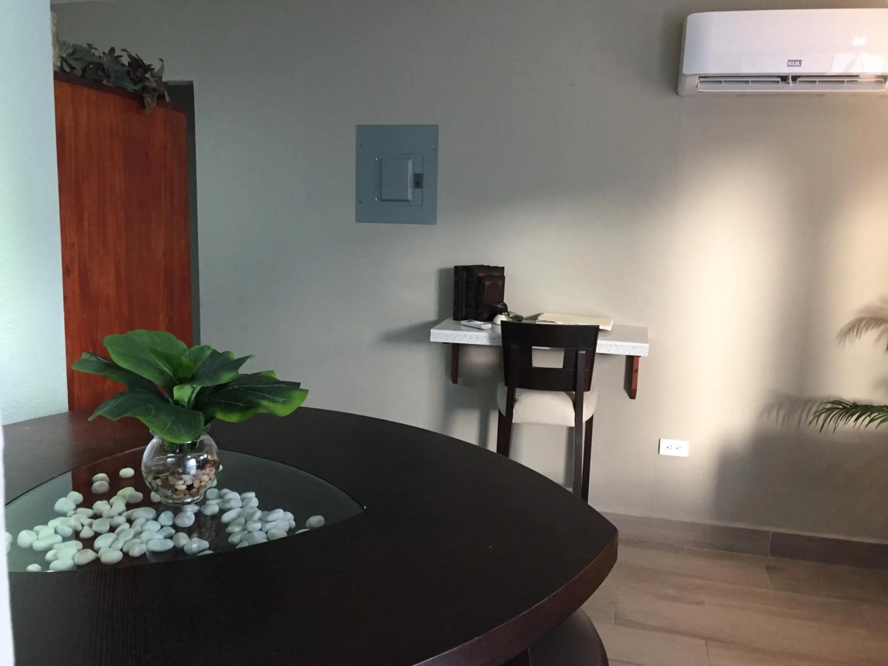 SEGOVIA STUDIO UNITS