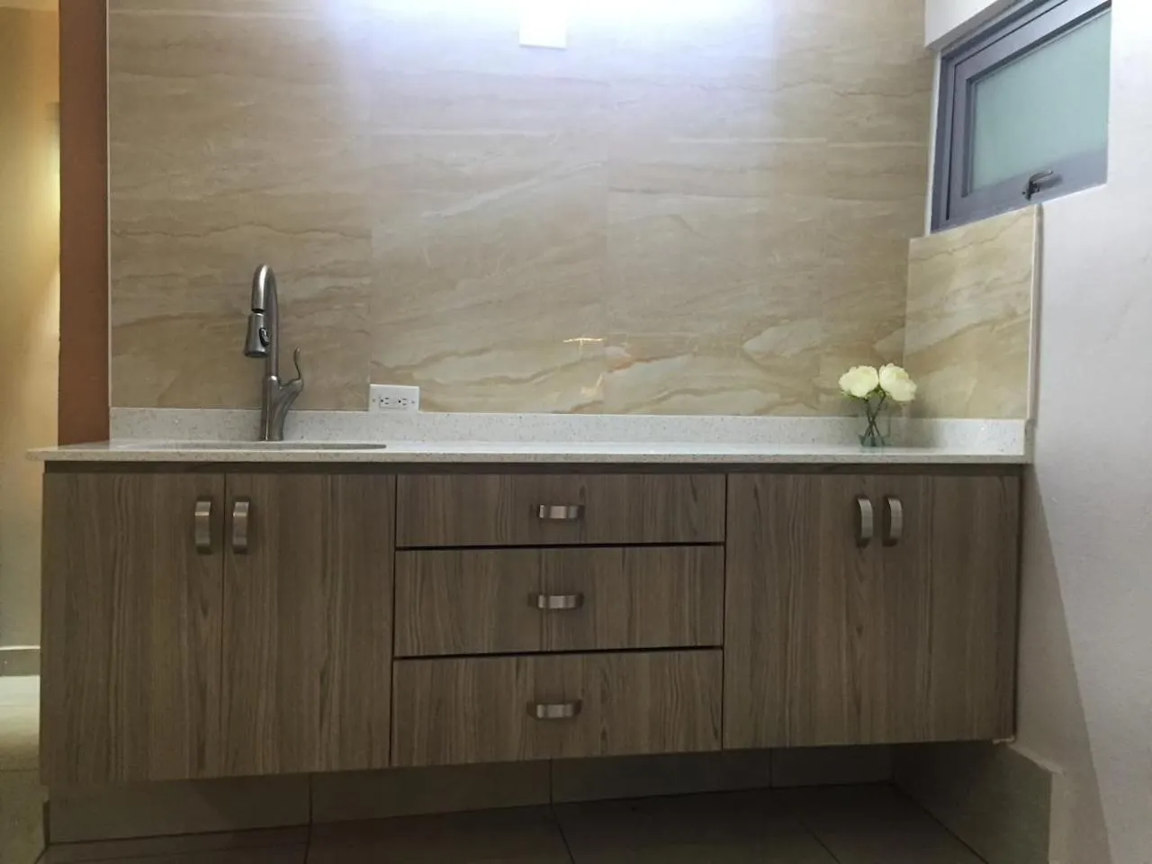 SEGOVIA STUDIO UNITS