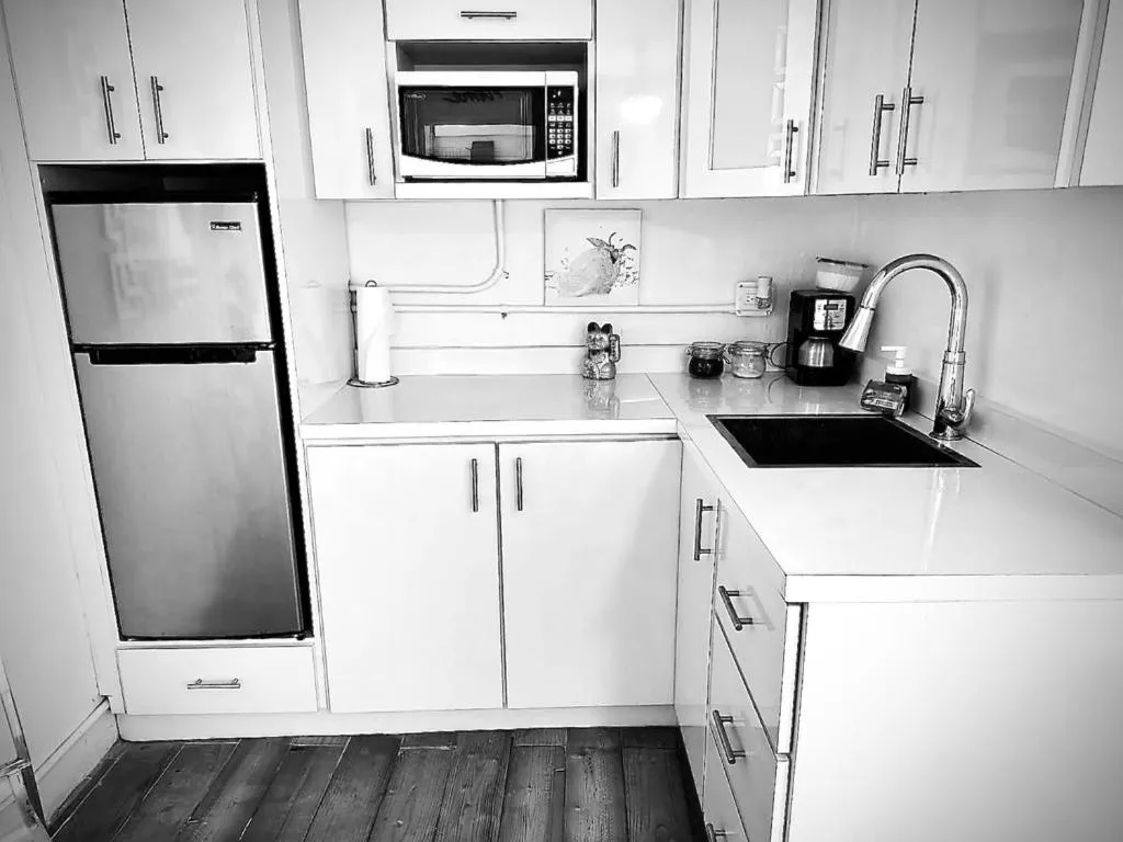 SEGOVIA STUDIO UNITS