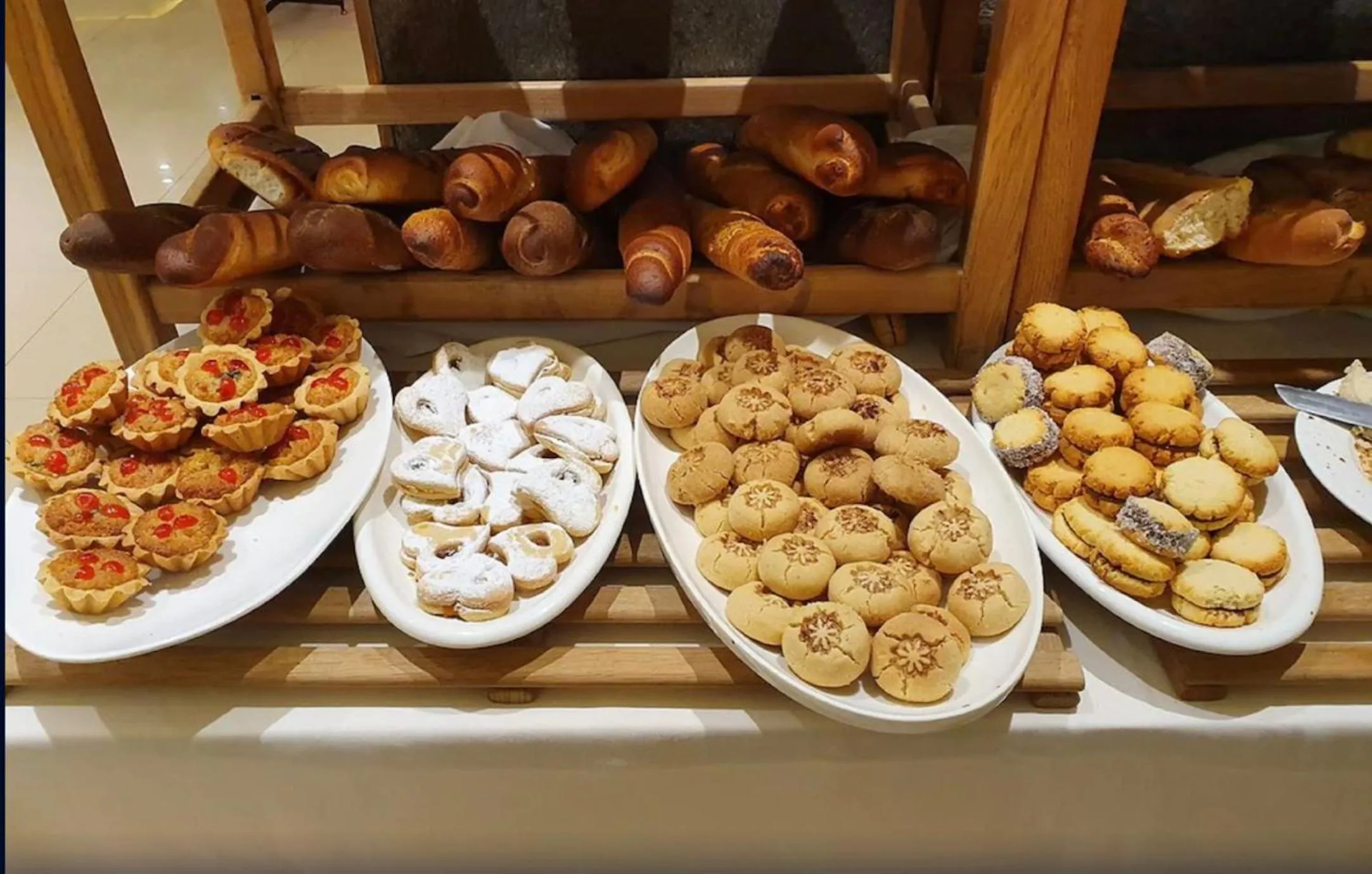 Buffet breakfast in Ferdi Lilly