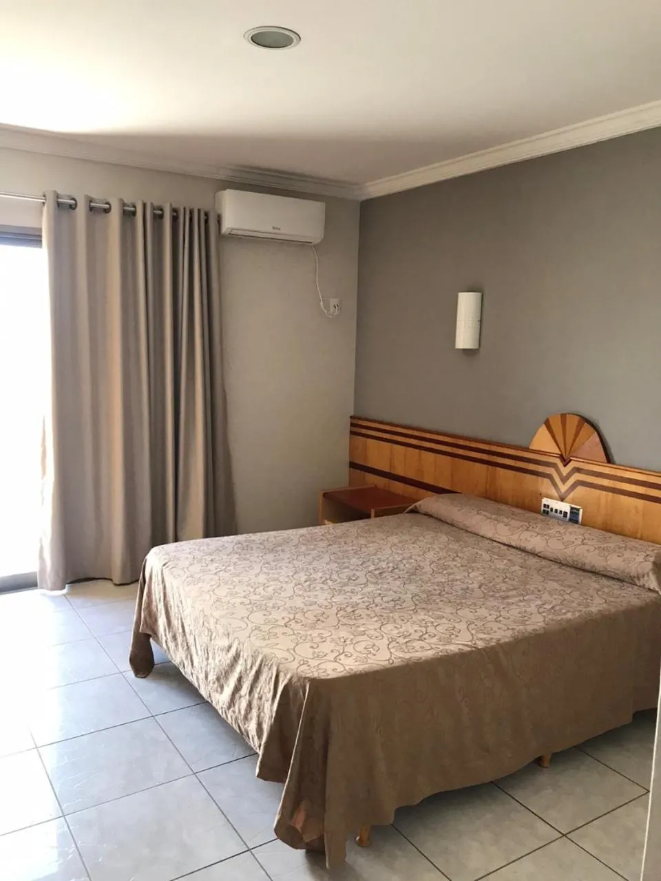 Photo of the whole room, Bed in Hotel Aquarius do Vale