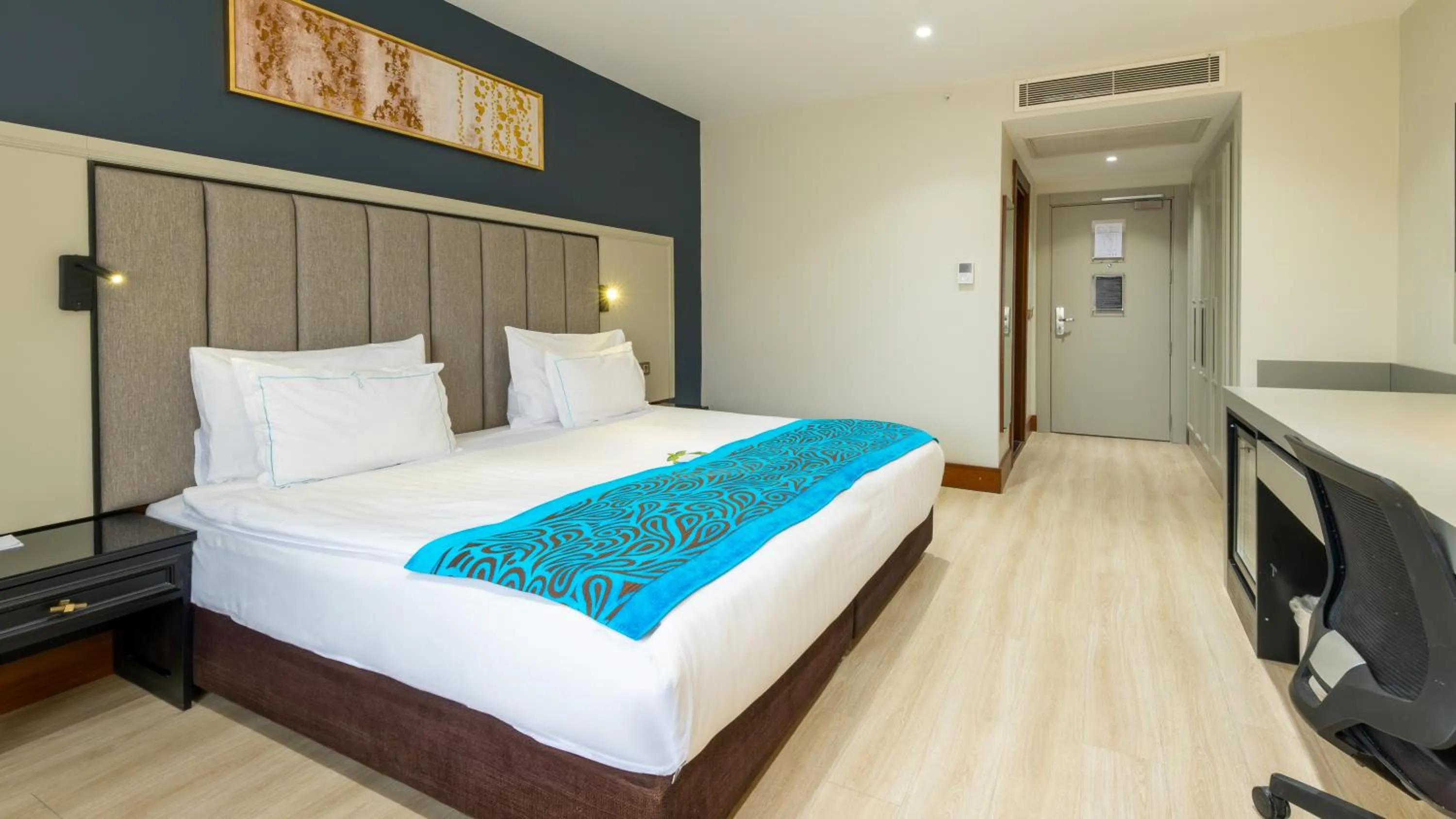 Bed in Teymur Continental Hotel