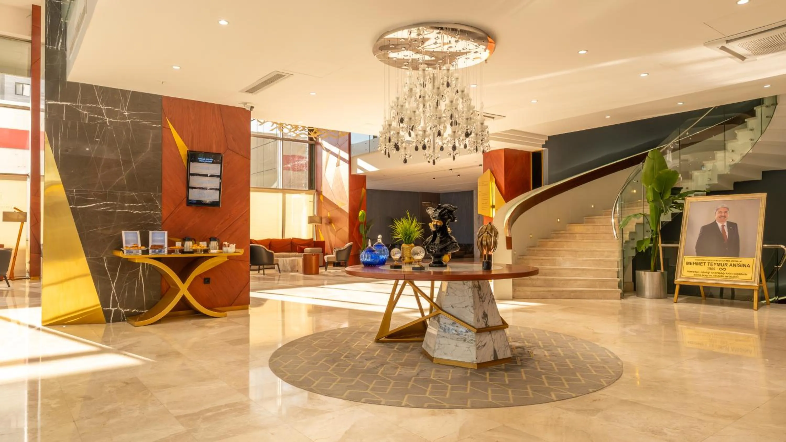 Lobby or reception in Teymur Continental Hotel