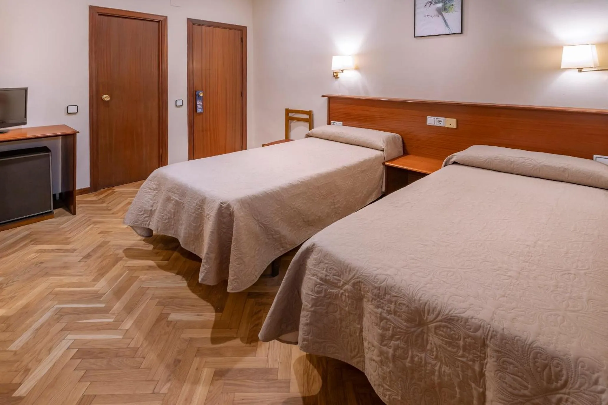 Bedroom in Hotel Niza