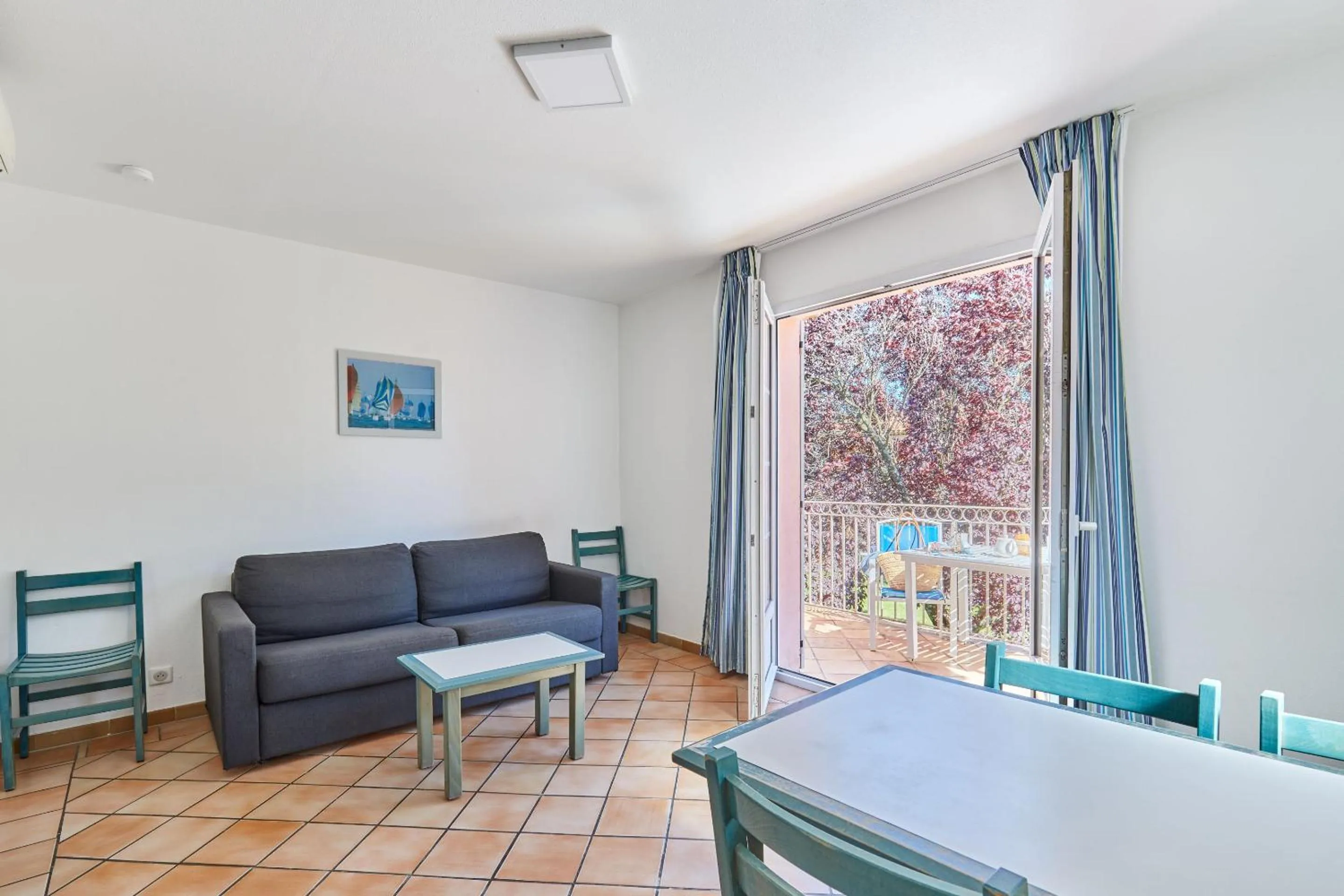 Dining area in Résidence Odalys La Palmeraie