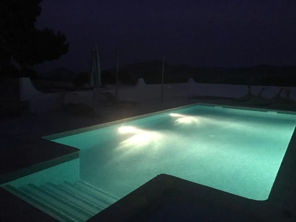 Swimming pool in B&B Cortijo El Ciruelo