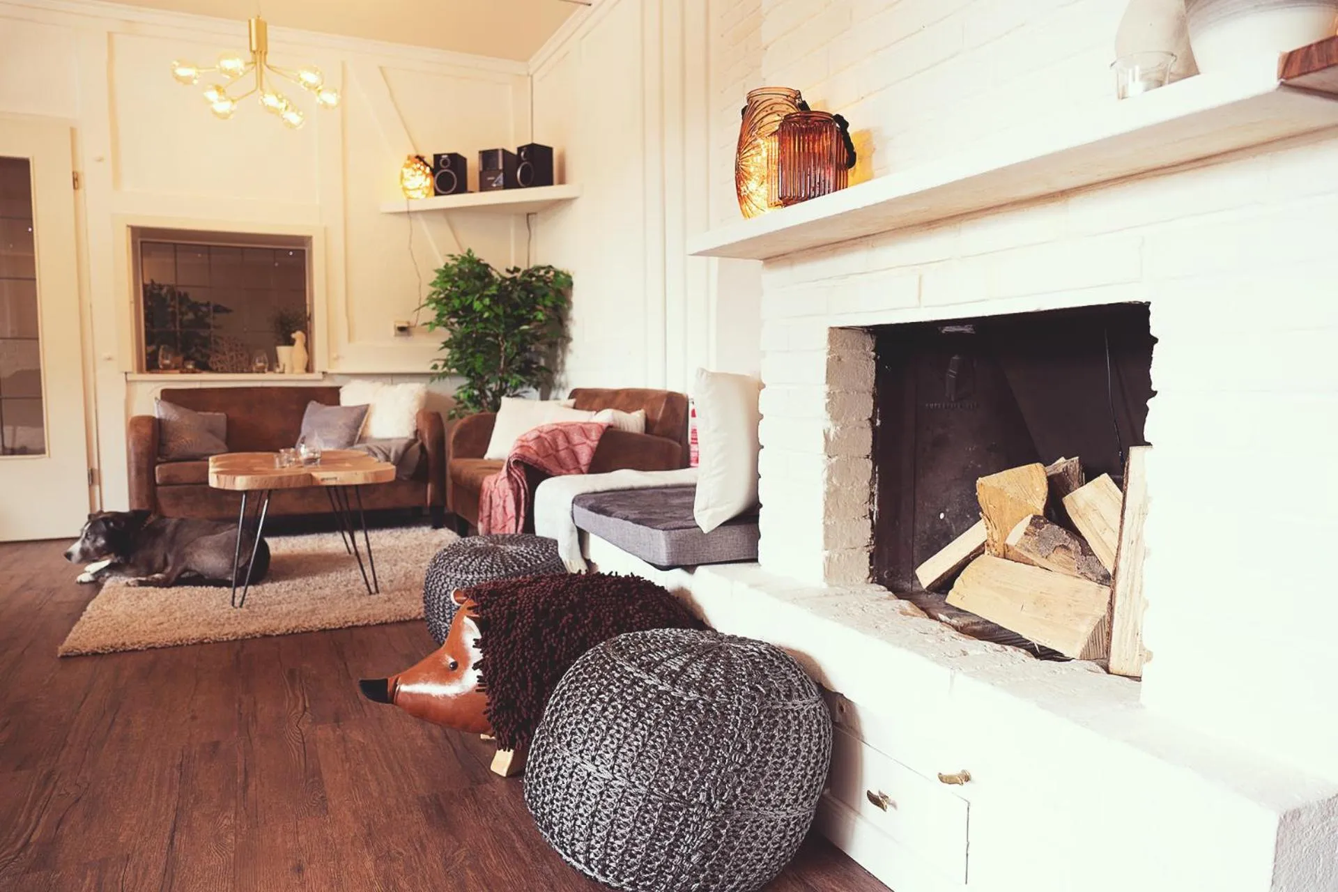 Communal lounge/ TV room in Hotel Mein Bergblick