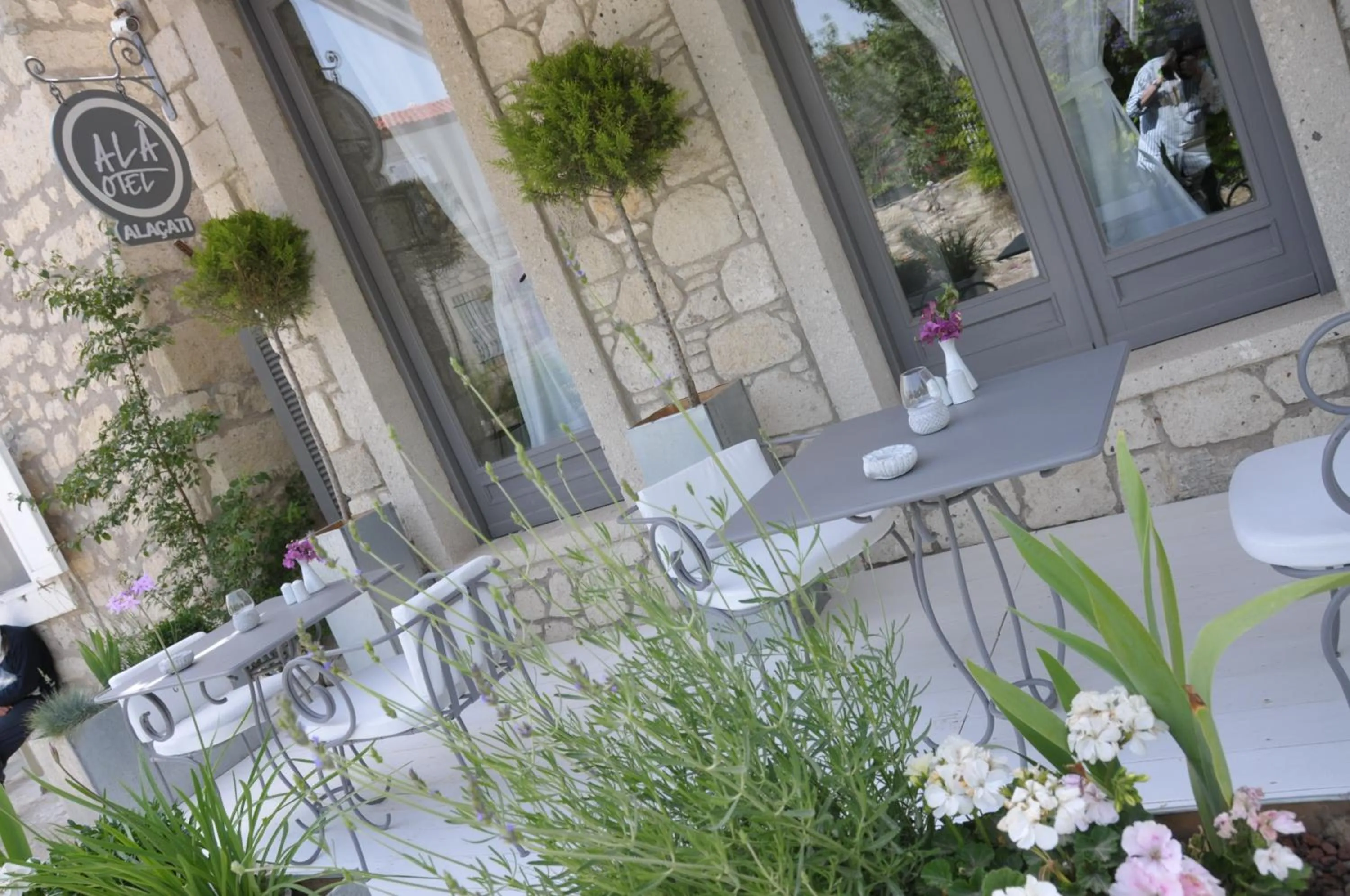 Facade/entrance in Alaçatı Ala Hotel - Special Category
