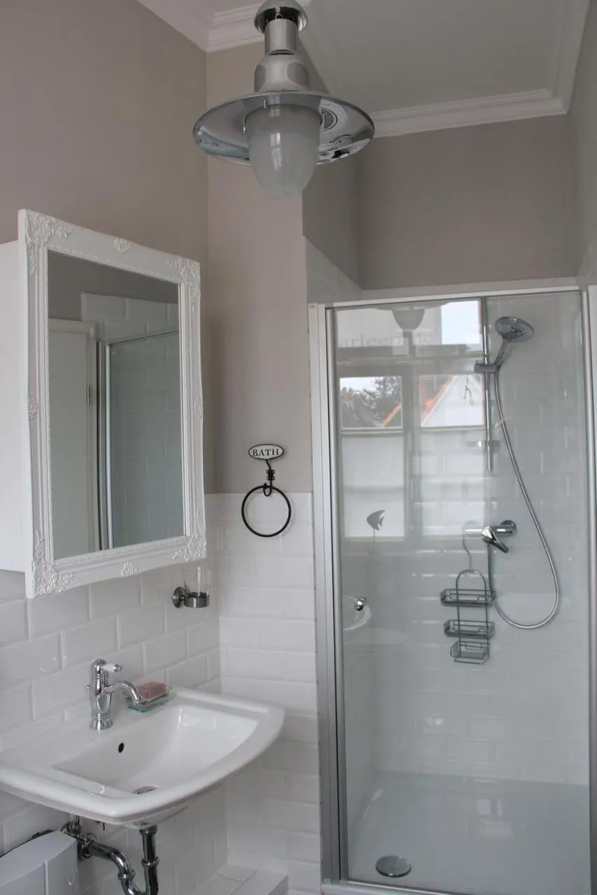 Bathroom in Hotel Lili Marleen