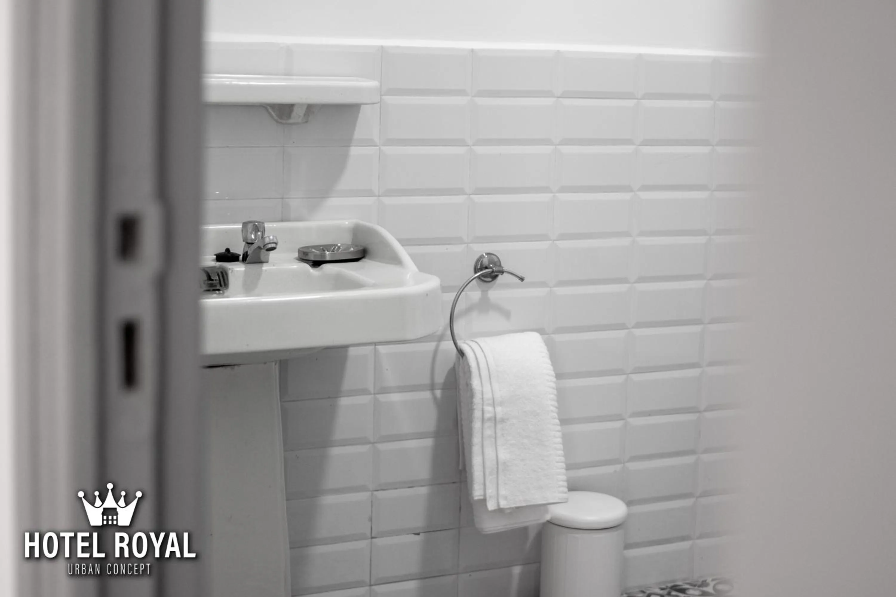 Bathroom in Hôtel Royal Urban Concept