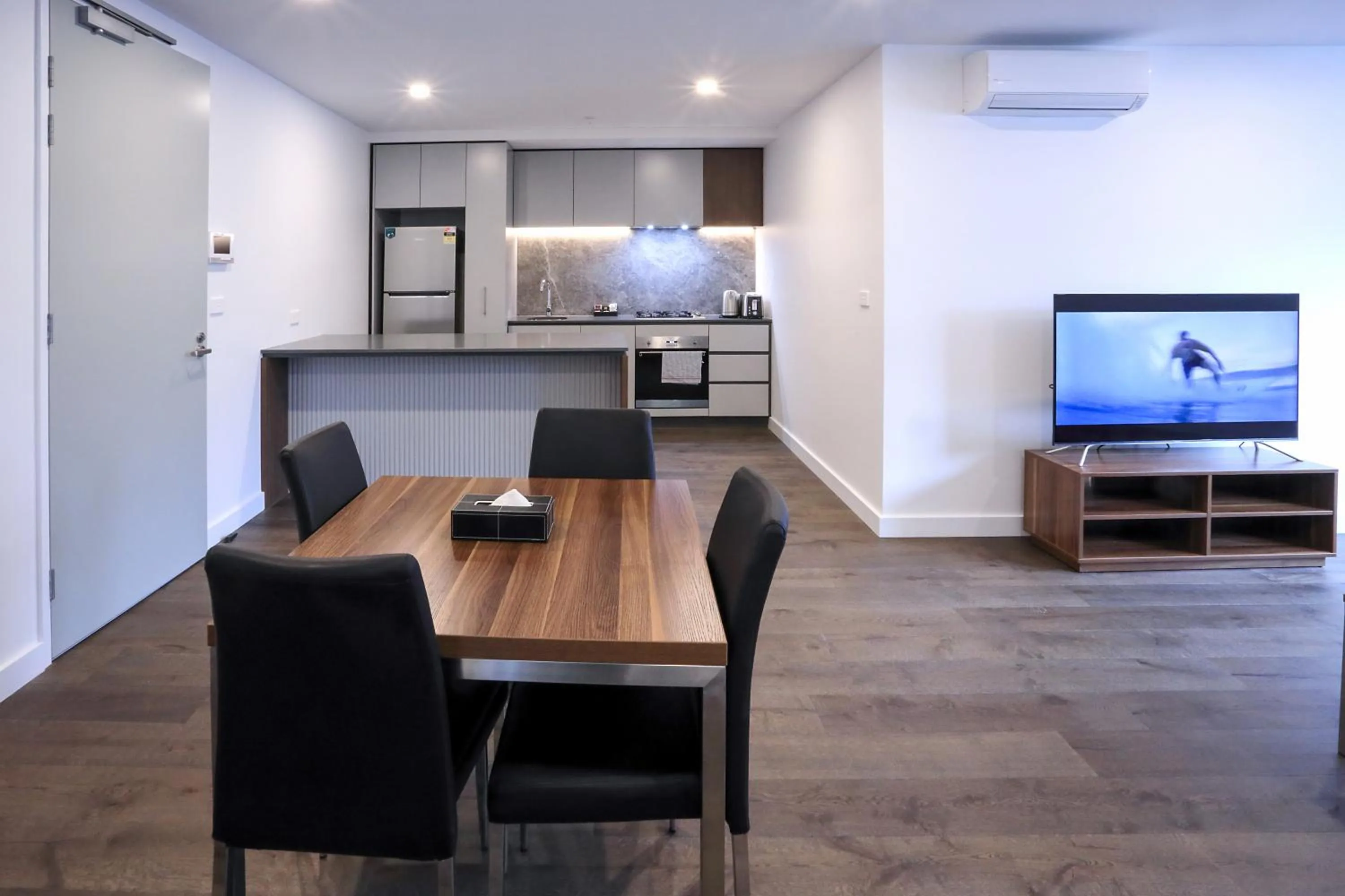 TV and multimedia in Flagstaff Green Apartments