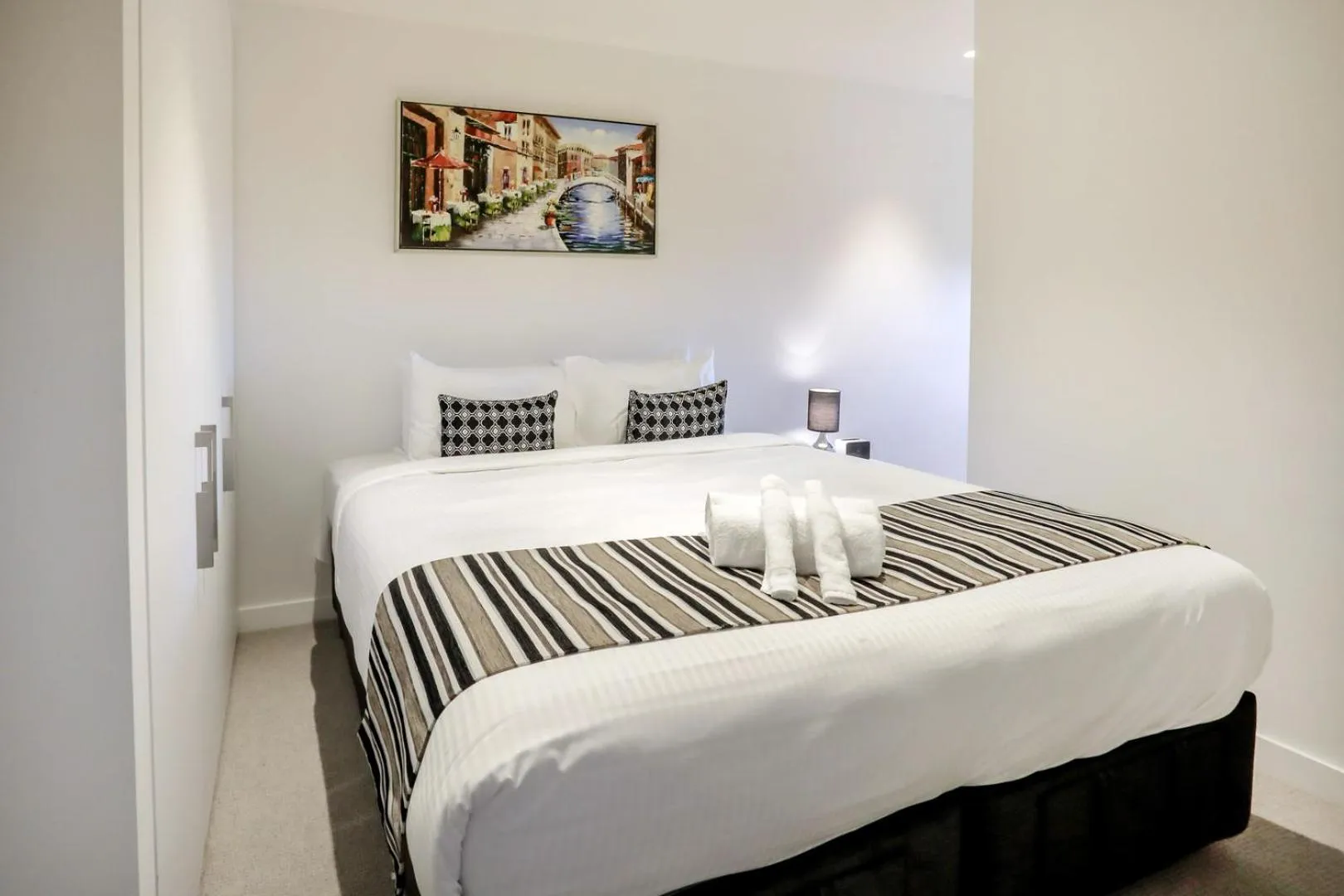 Bedroom in Flagstaff Green Apartments