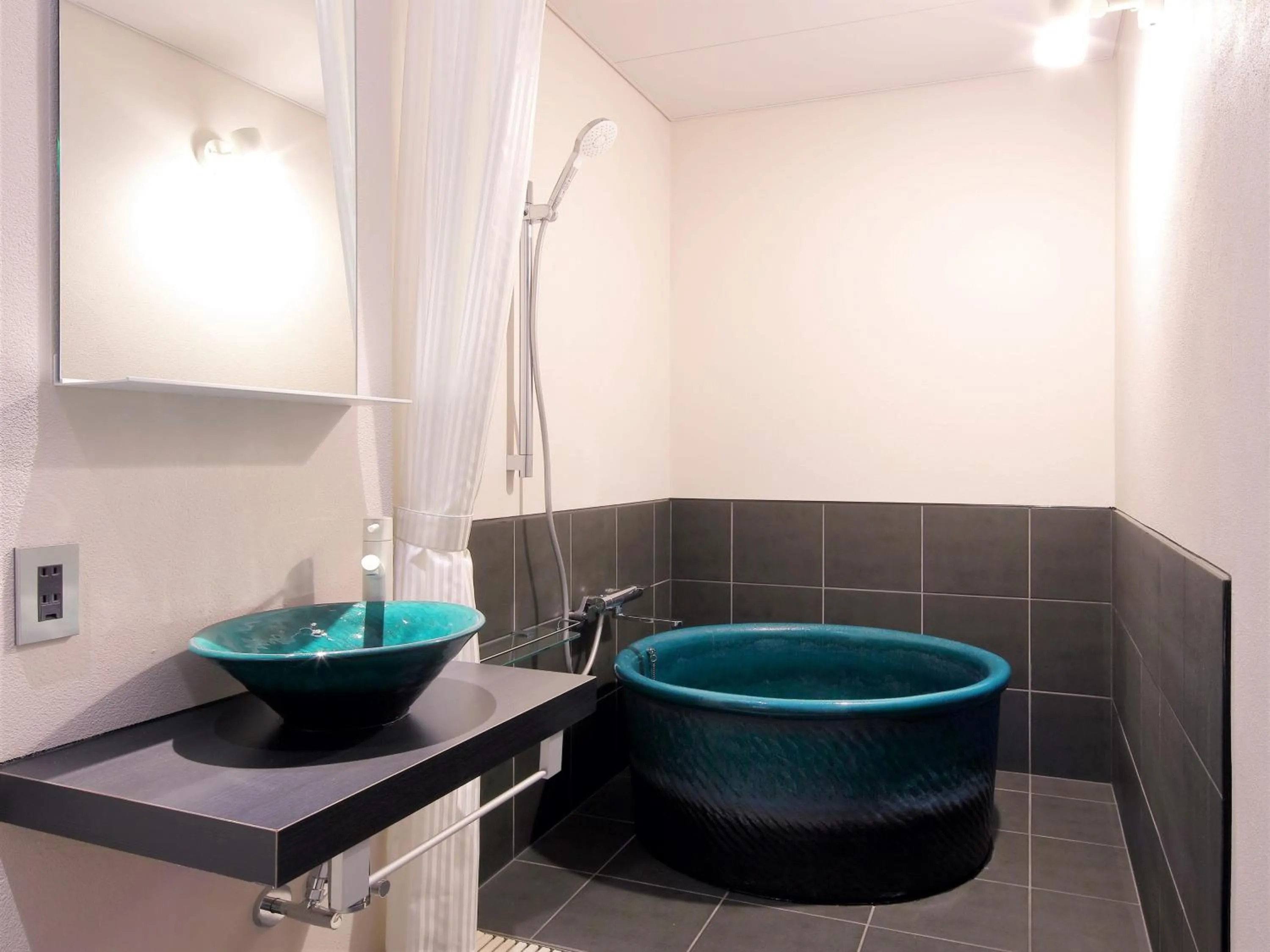 Bathroom in Tanakaya Kyoto Karasuma