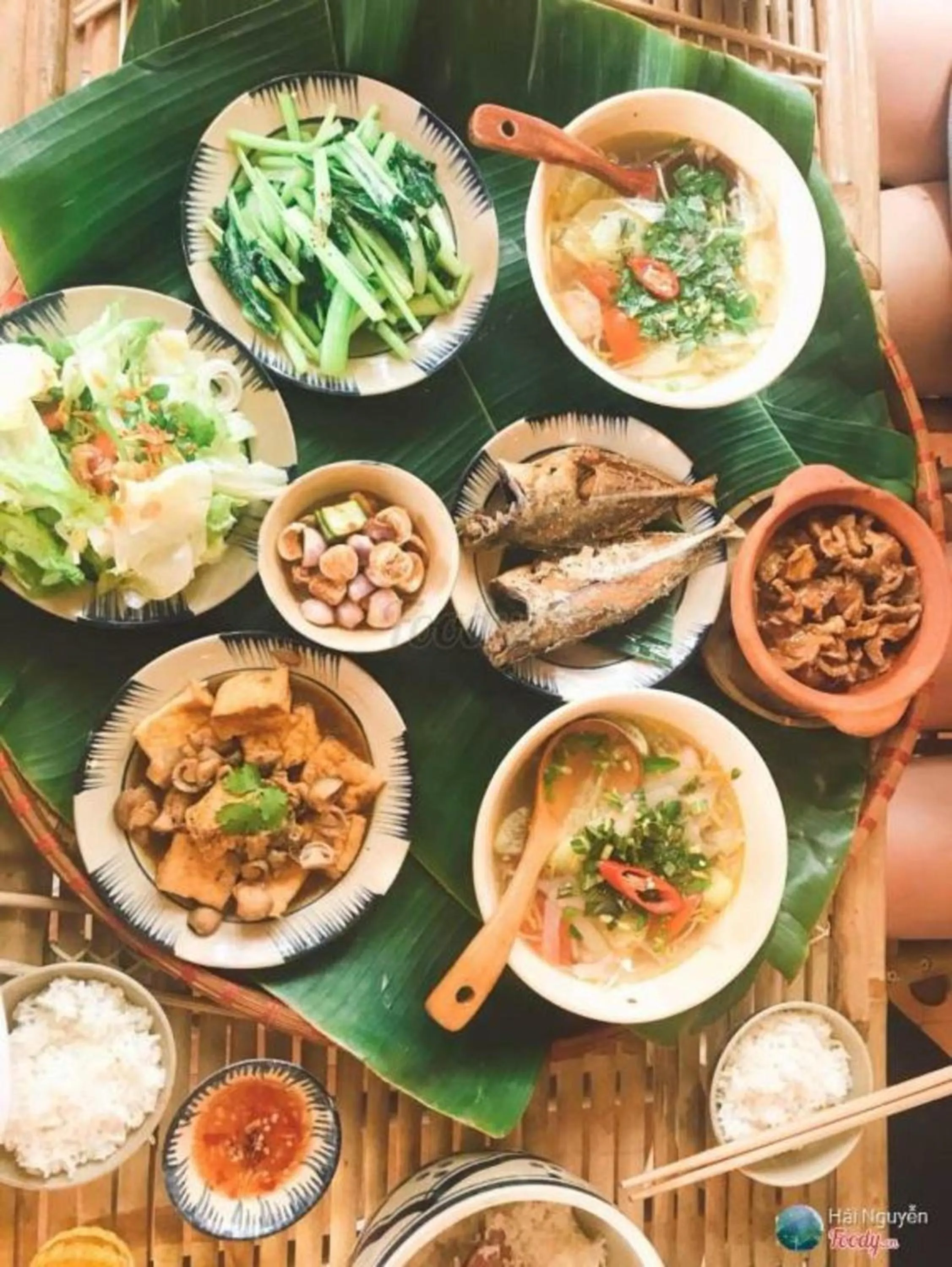 Food and drinks in Mira Bãi Xếp Quy Nhơn - The Hidden Jewel