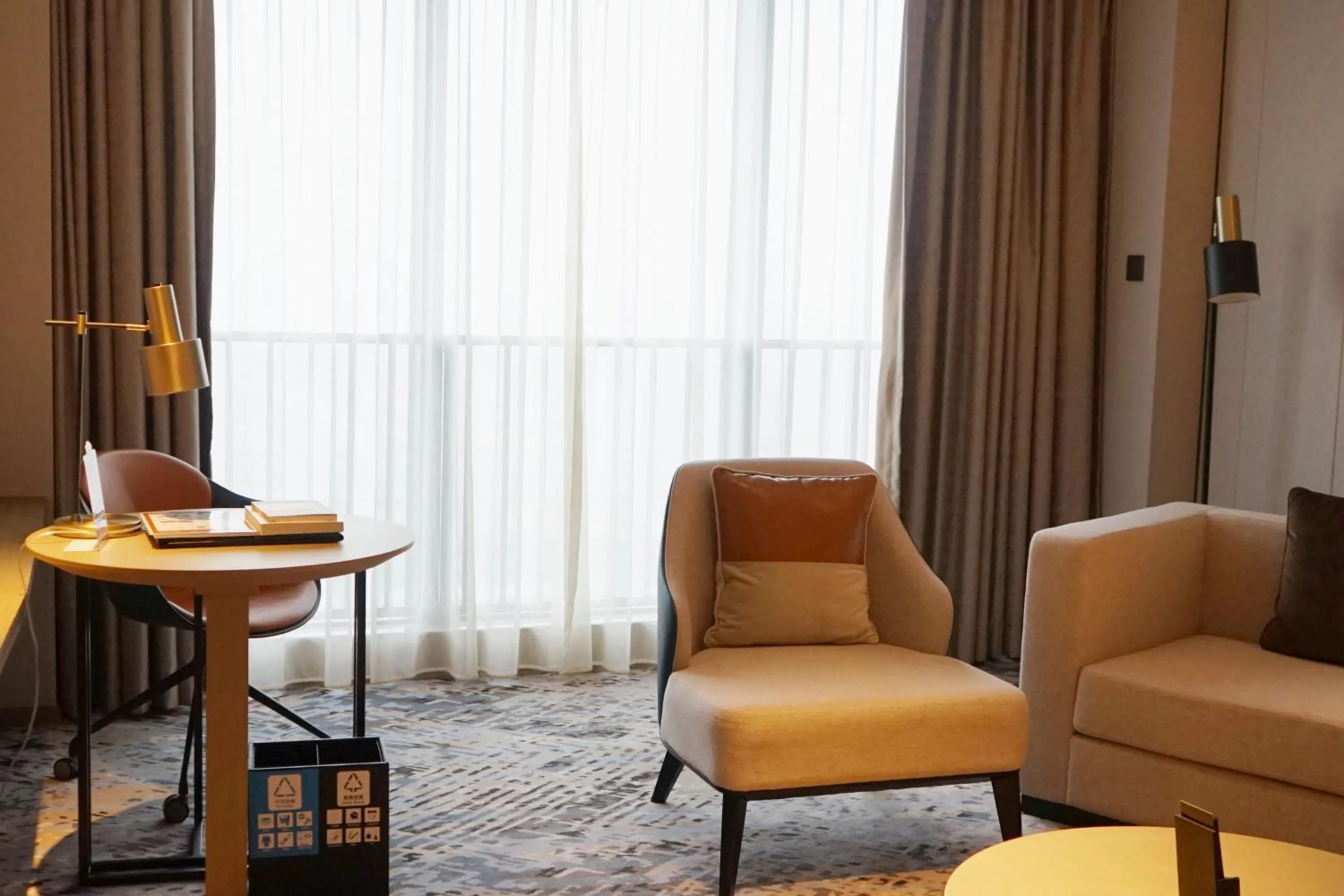 Seating area in The QUBE Hotel Ningbo North