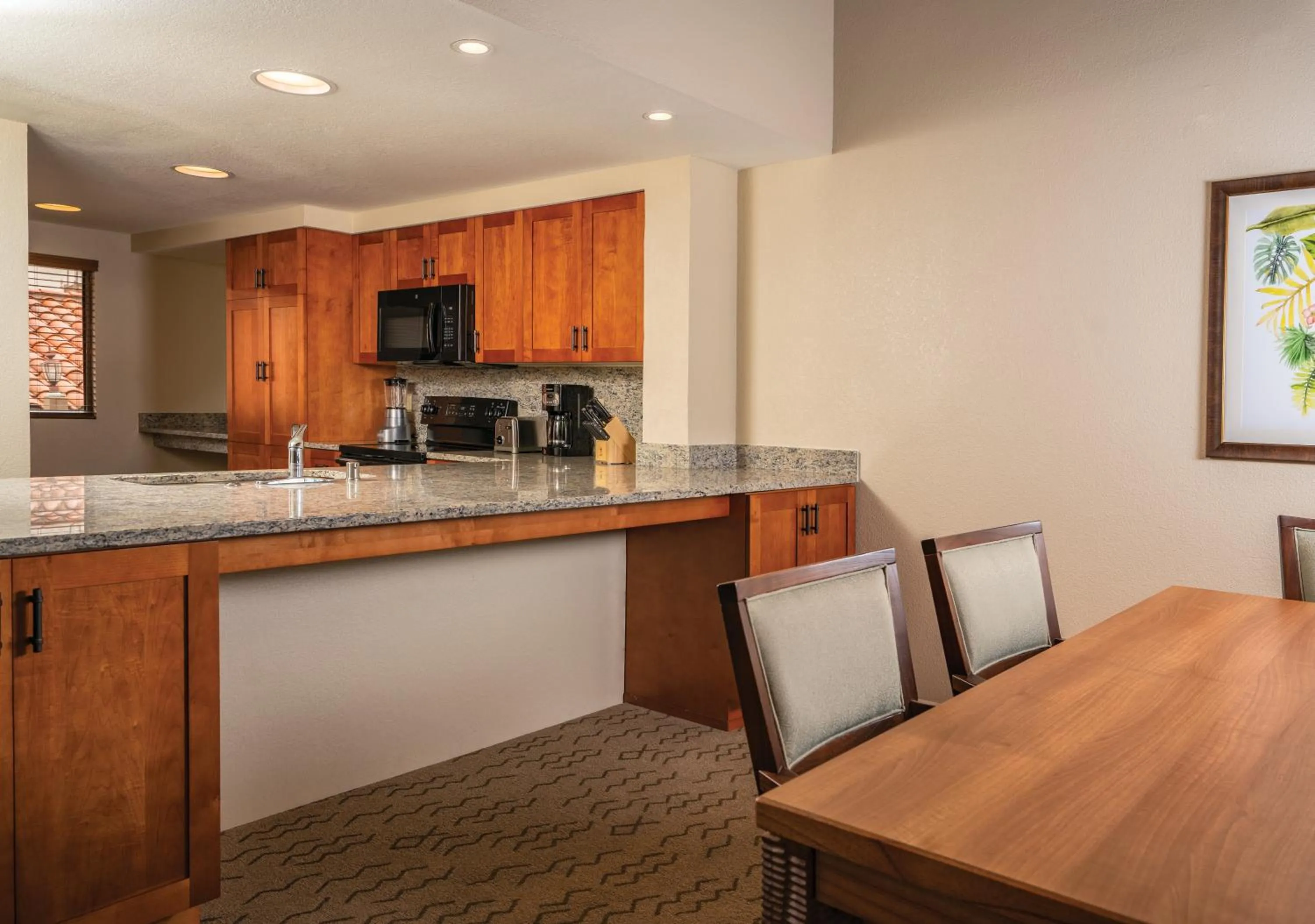 Food and drinks in Kona Coast Resort