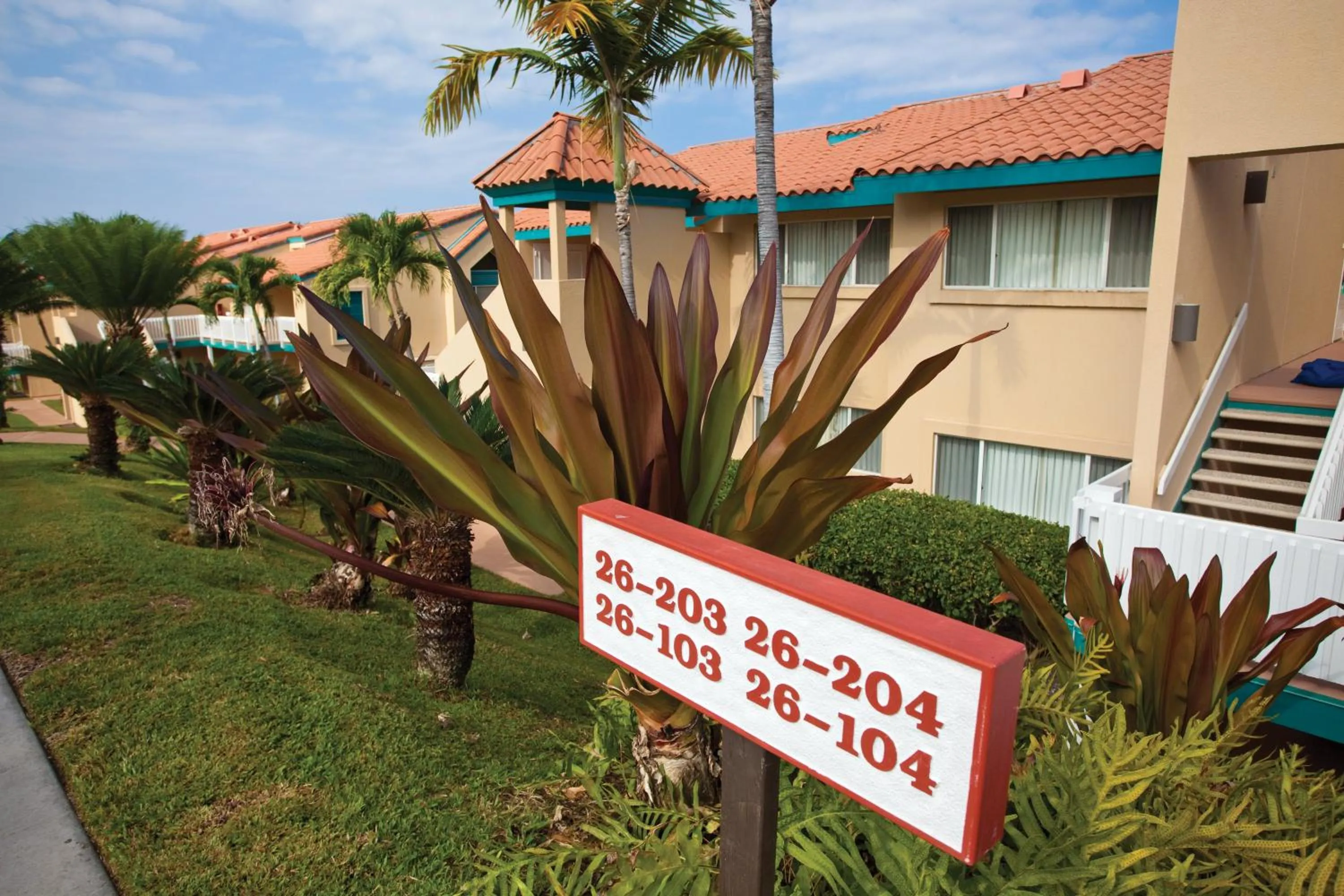 Property building in Kona Coast Resort