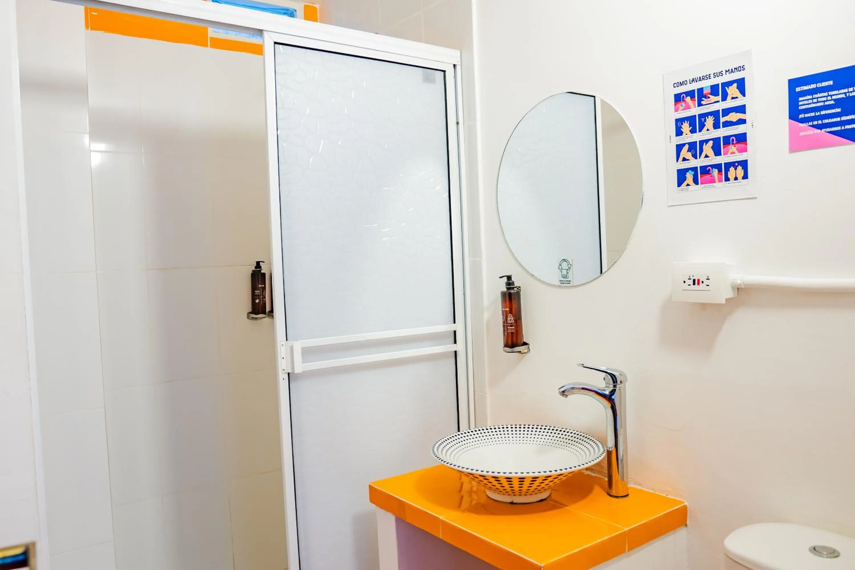 Bathroom in Socialtel Palomino