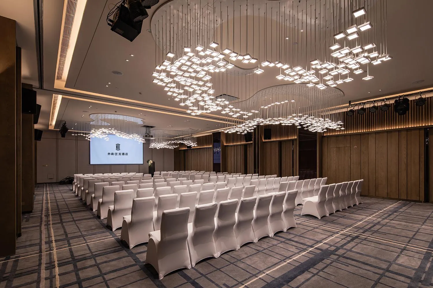 Meeting/conference room in Imperial Traders Elong Hotel