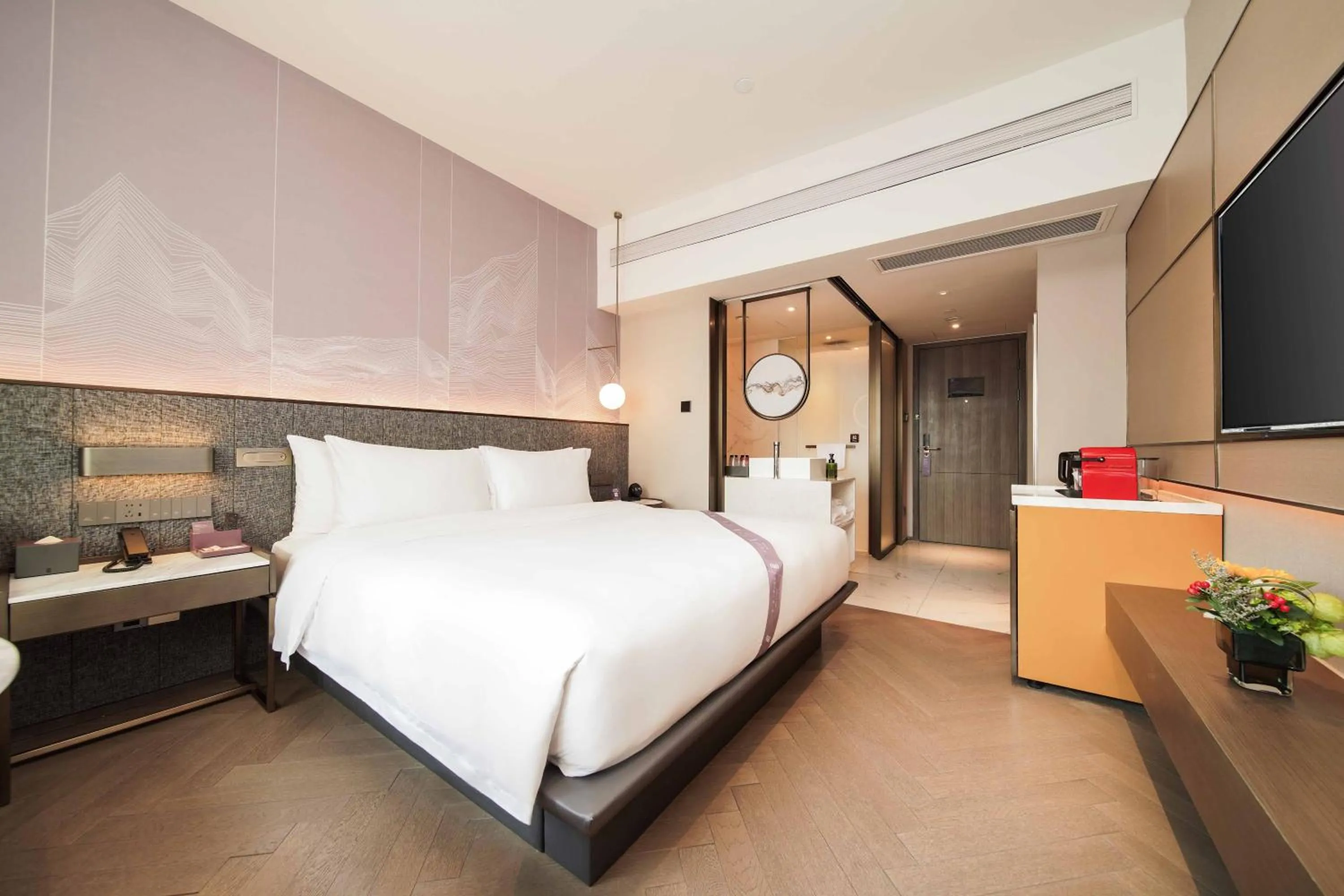 Living room, Bed in Imperial Traders Elong Hotel